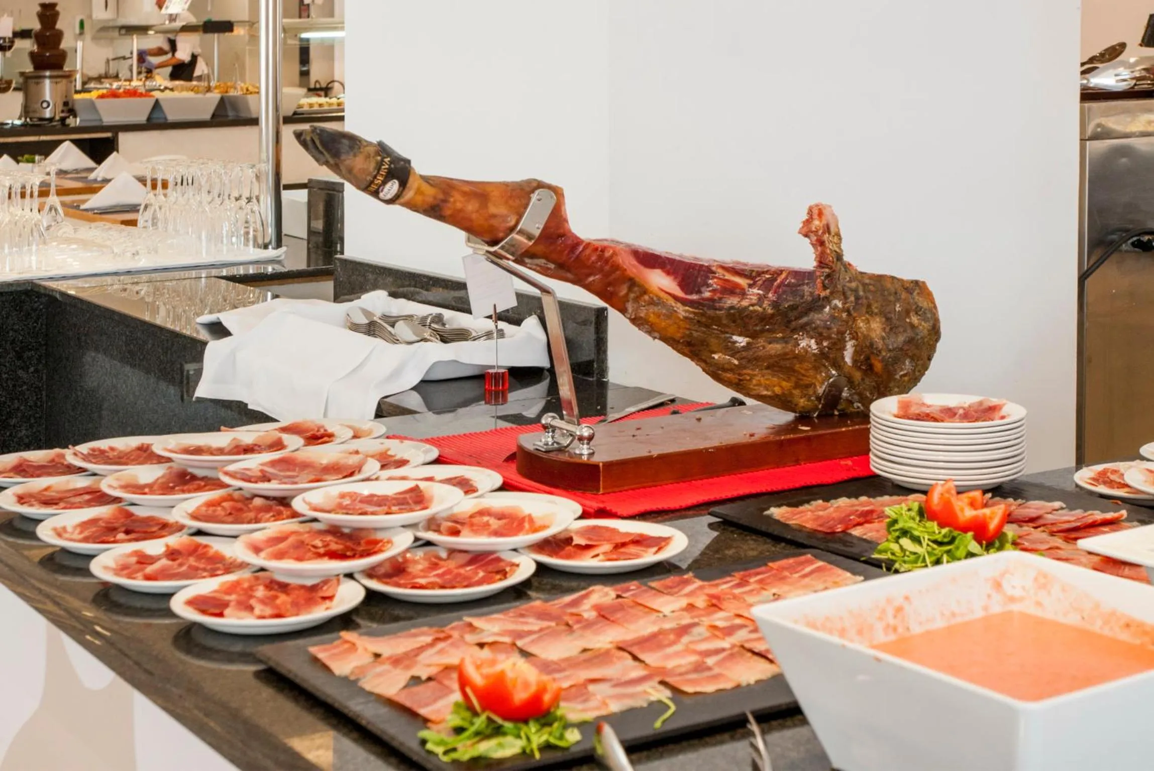 Restaurant/places to eat in Villa Luz Design & Art Hotel