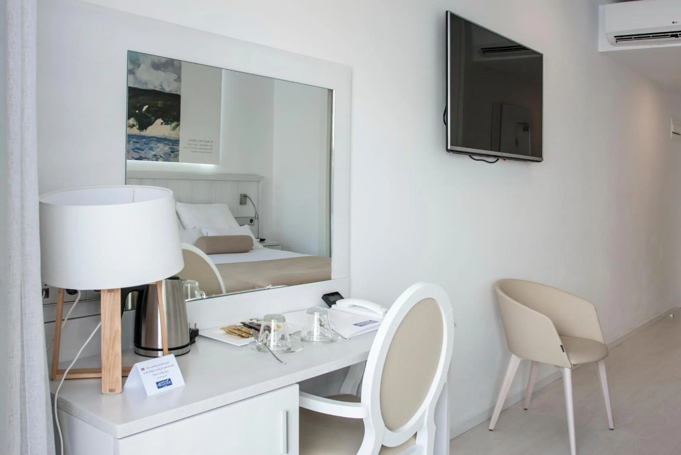 Area and facilities in Villa Luz Design & Art Hotel