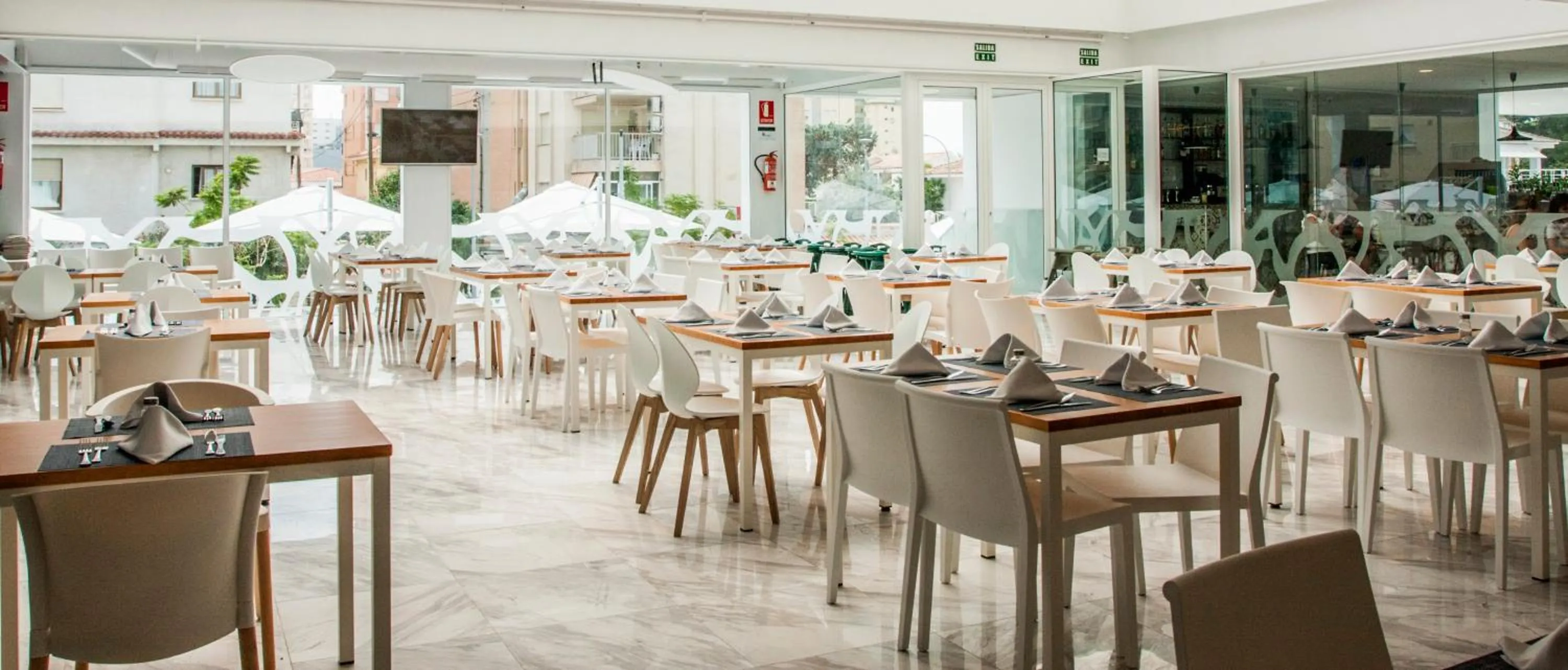 Restaurant/places to eat in Villa Luz Design & Art Hotel