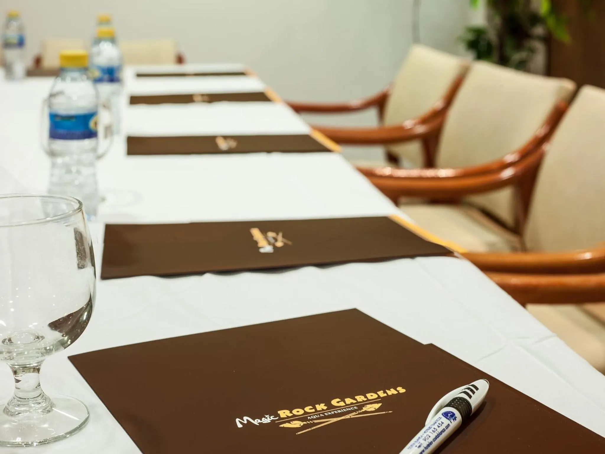 Business facilities in Magic Aqua Rock Gardens