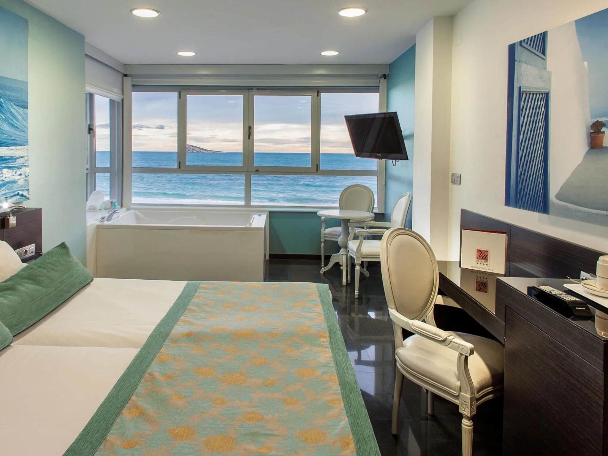 Photo of the whole room, Bed in Hotel Villa del Mar