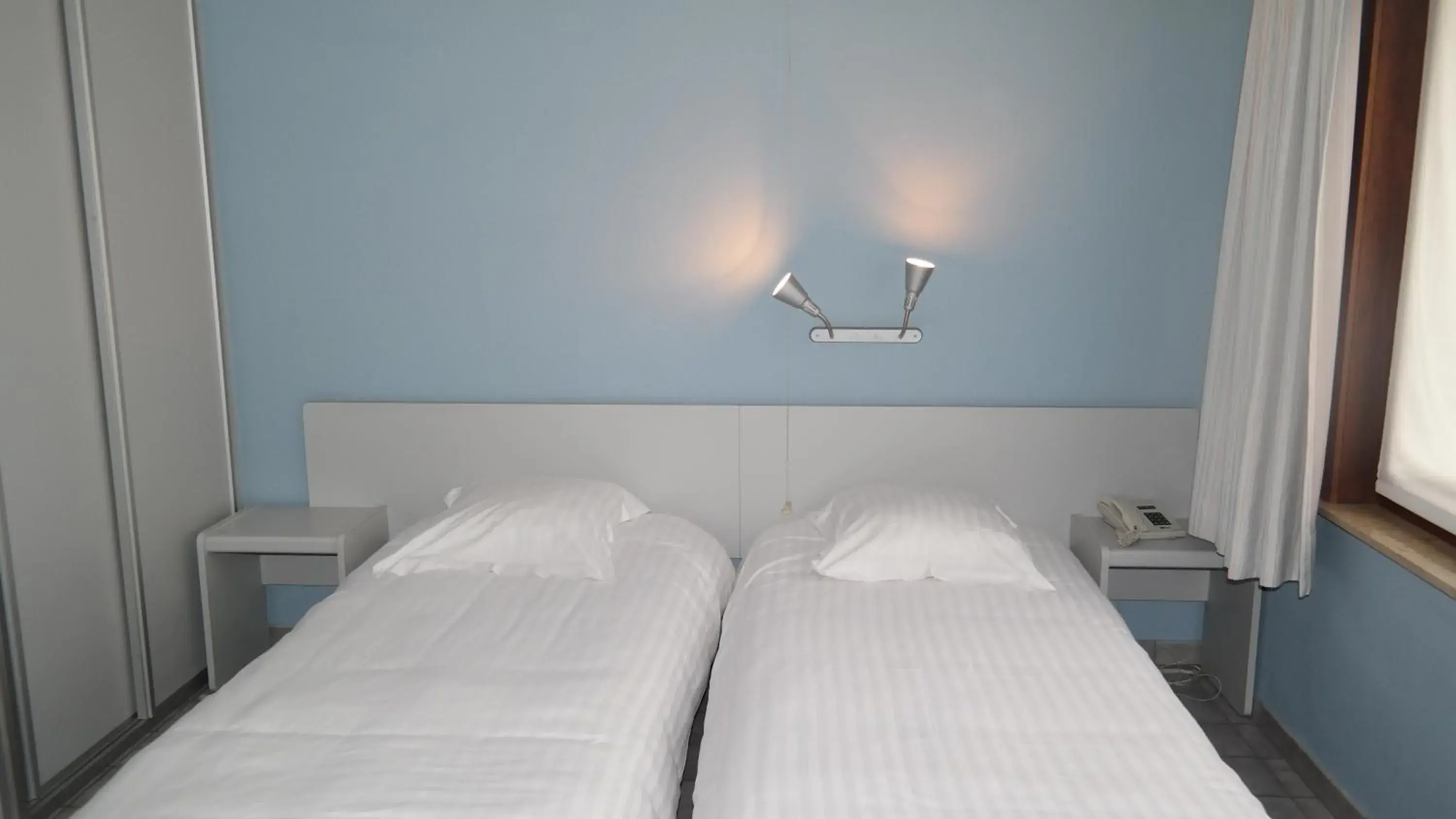 Twin Room - single occupancy in De Bonte Os Hotel & Tower Twin Room - single occupancy in De Bonte Os Hotel & Tower