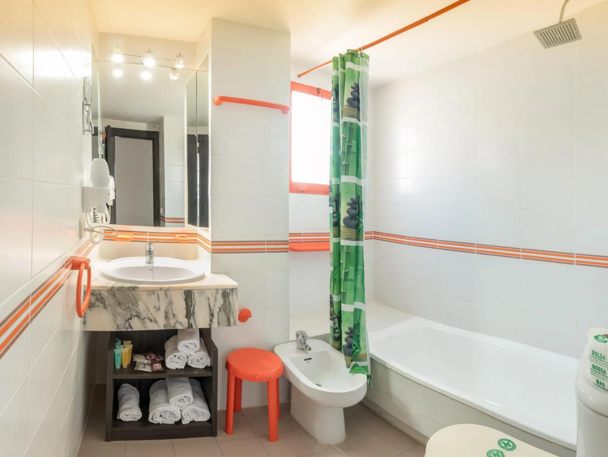 Bathroom in Magic Tropical Splash