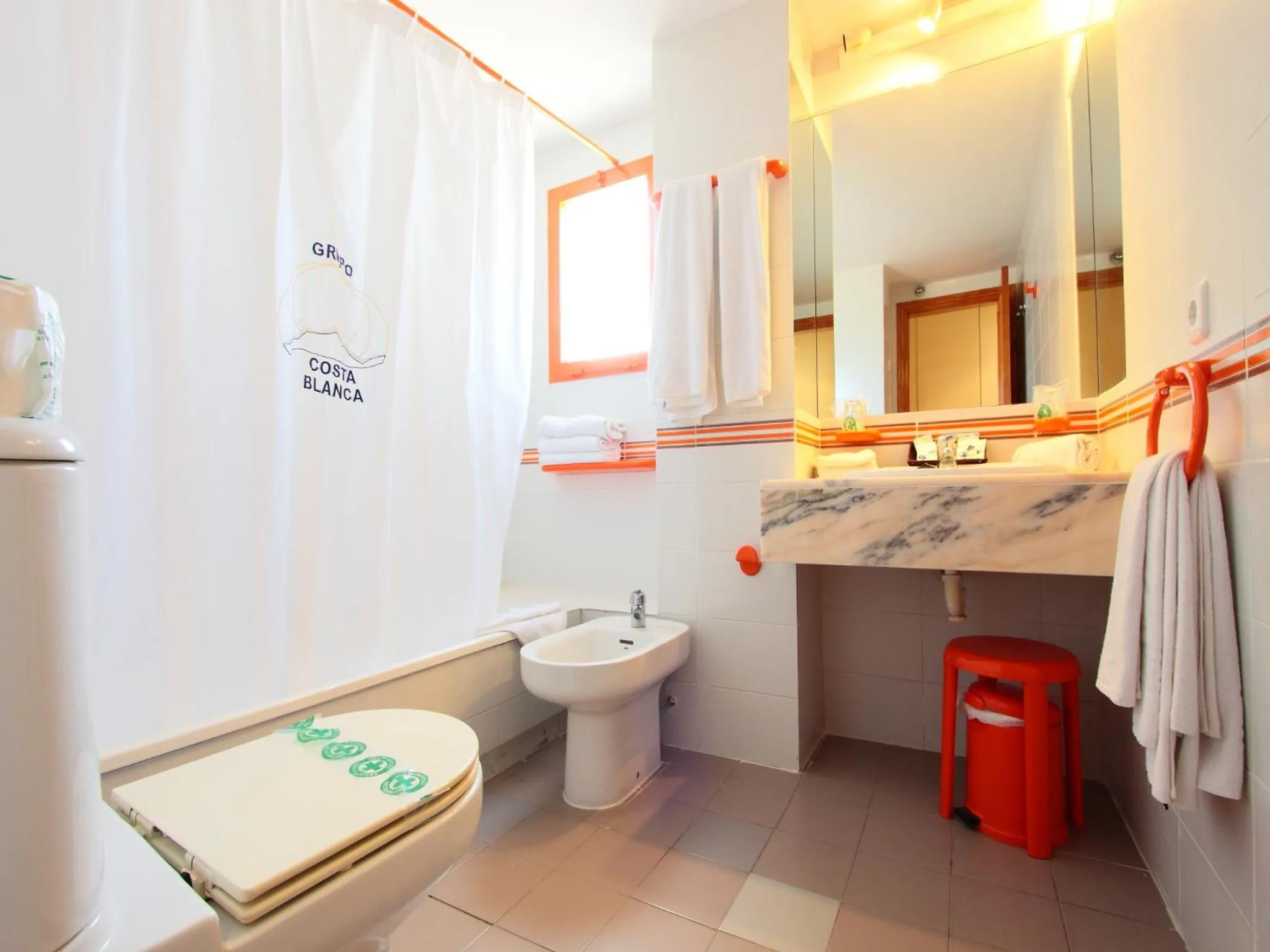 Bathroom in Magic Tropical Splash