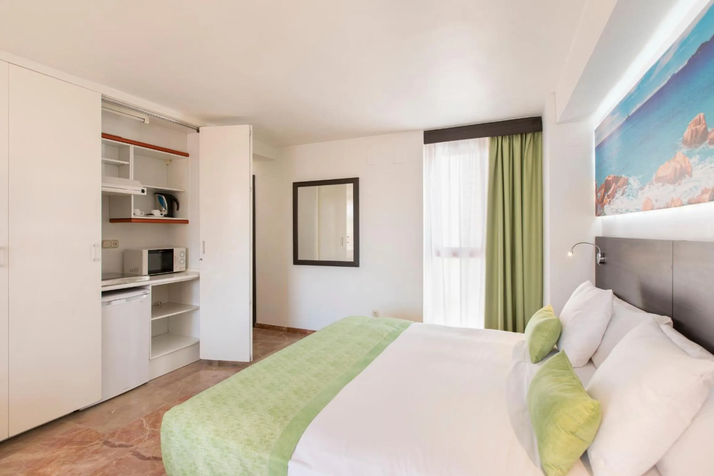 Bedroom, Bed in Magic Tropical Splash