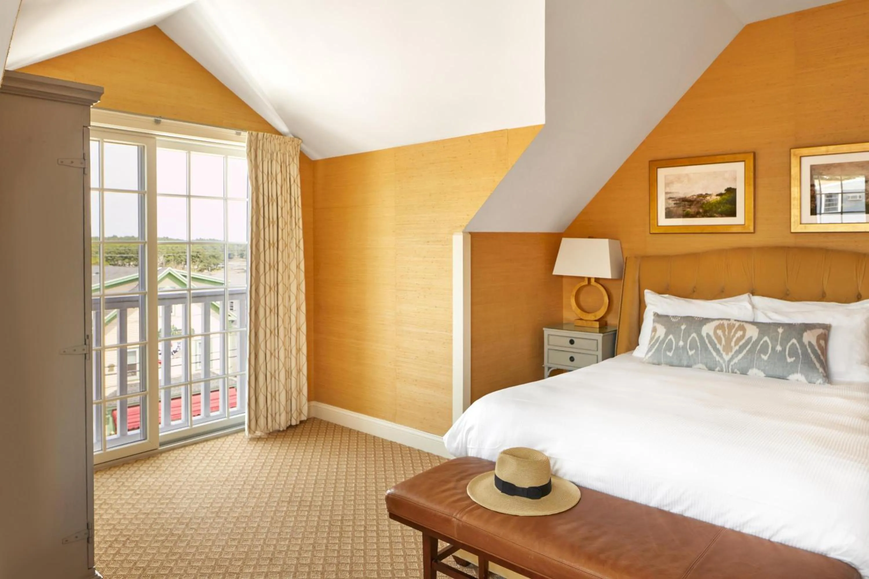 Bedroom, Bed in The Grand Hotel