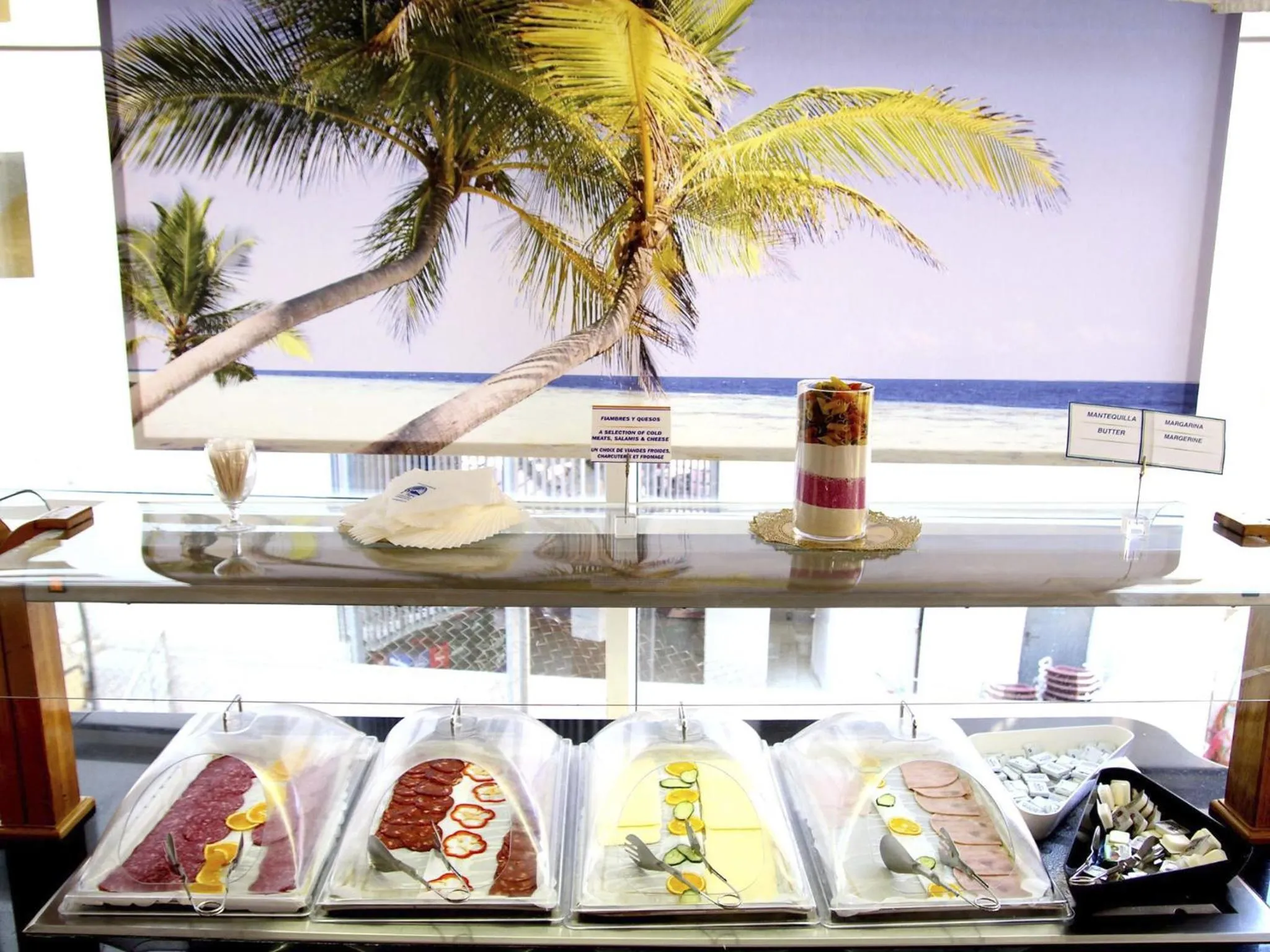 Restaurant/places to eat in BC Music Resort