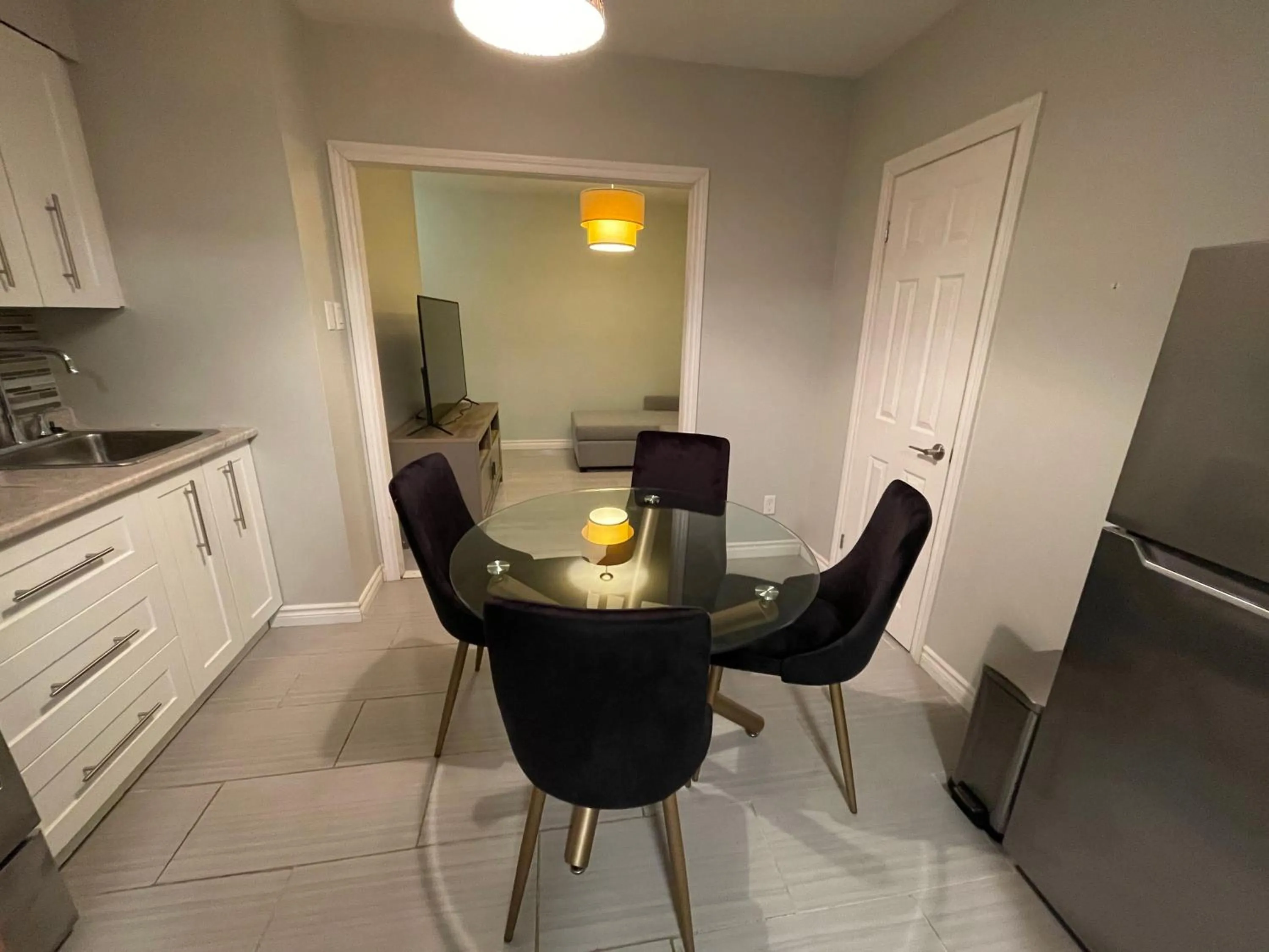 Dining area in Le Convivial