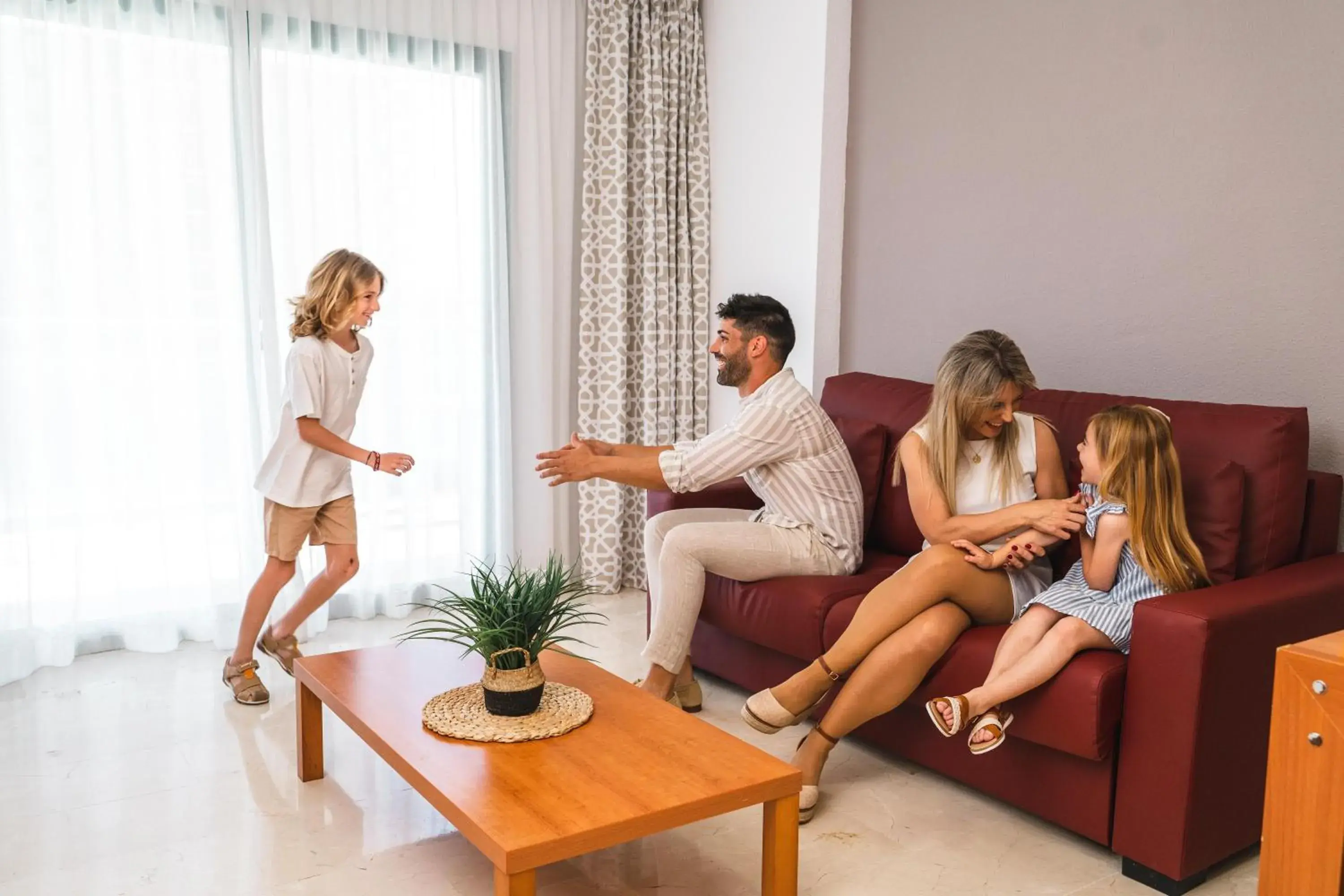 Three-Bedroom Apartment (5 Adults) in Magic Atrium Beach Three-Bedroom Apartment (5 Adults) in Magic Atrium Beach