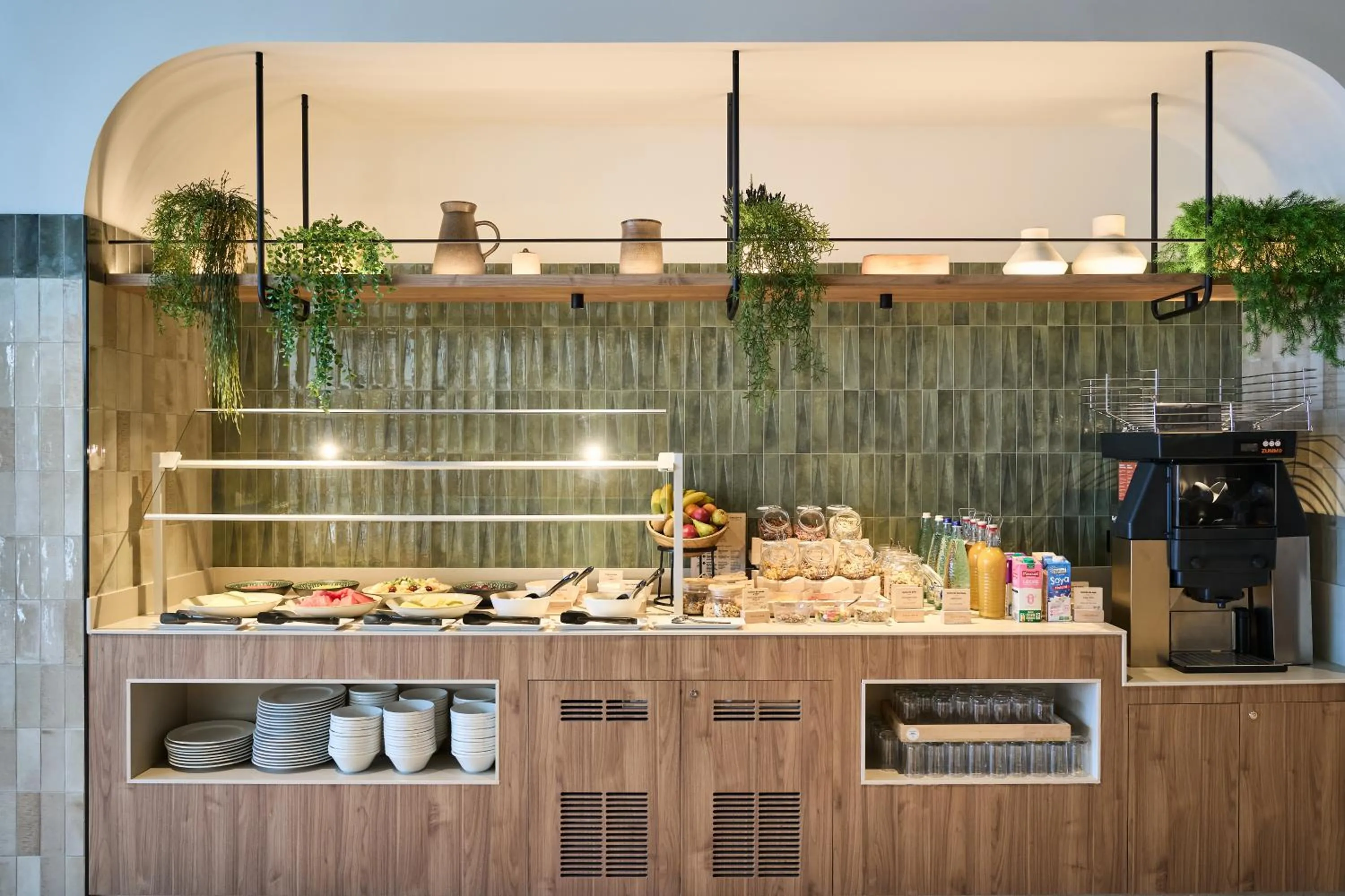 Breakfast in Catalonia La Maquinista