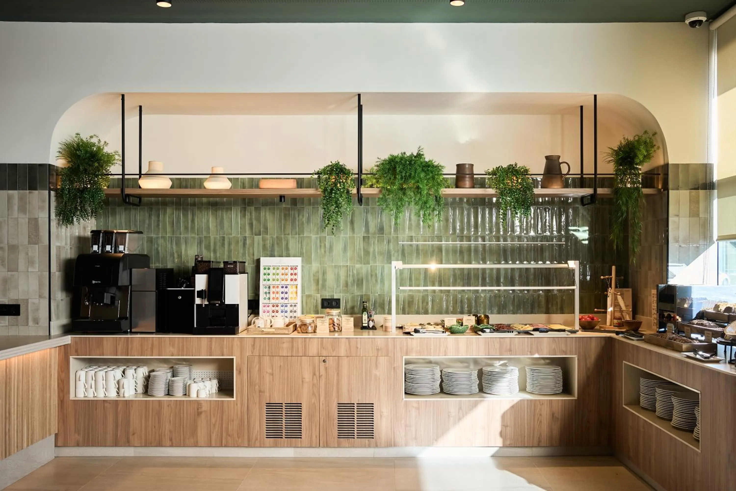 Breakfast in Catalonia La Maquinista