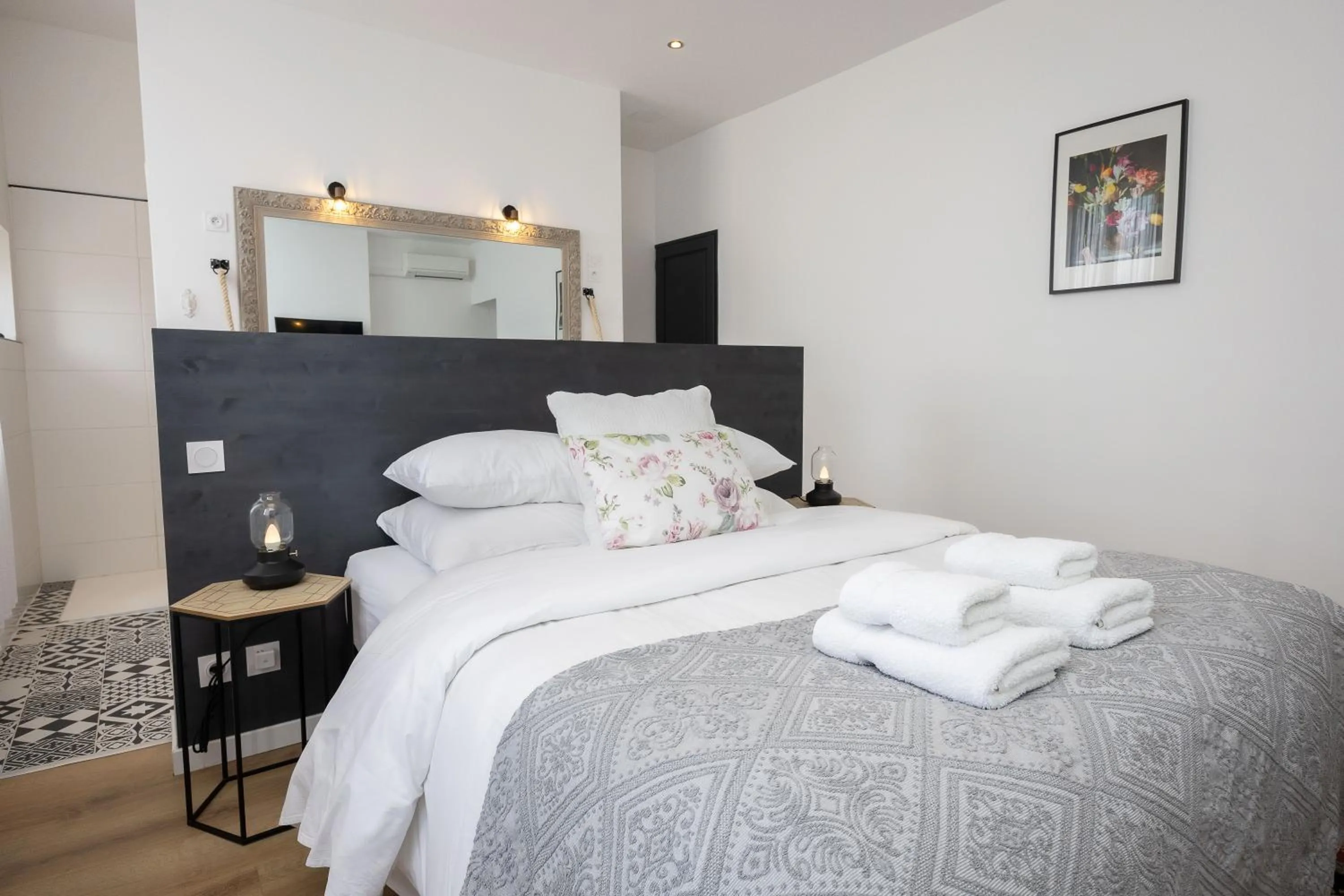 Bed in SalutBB Chambre d'hote