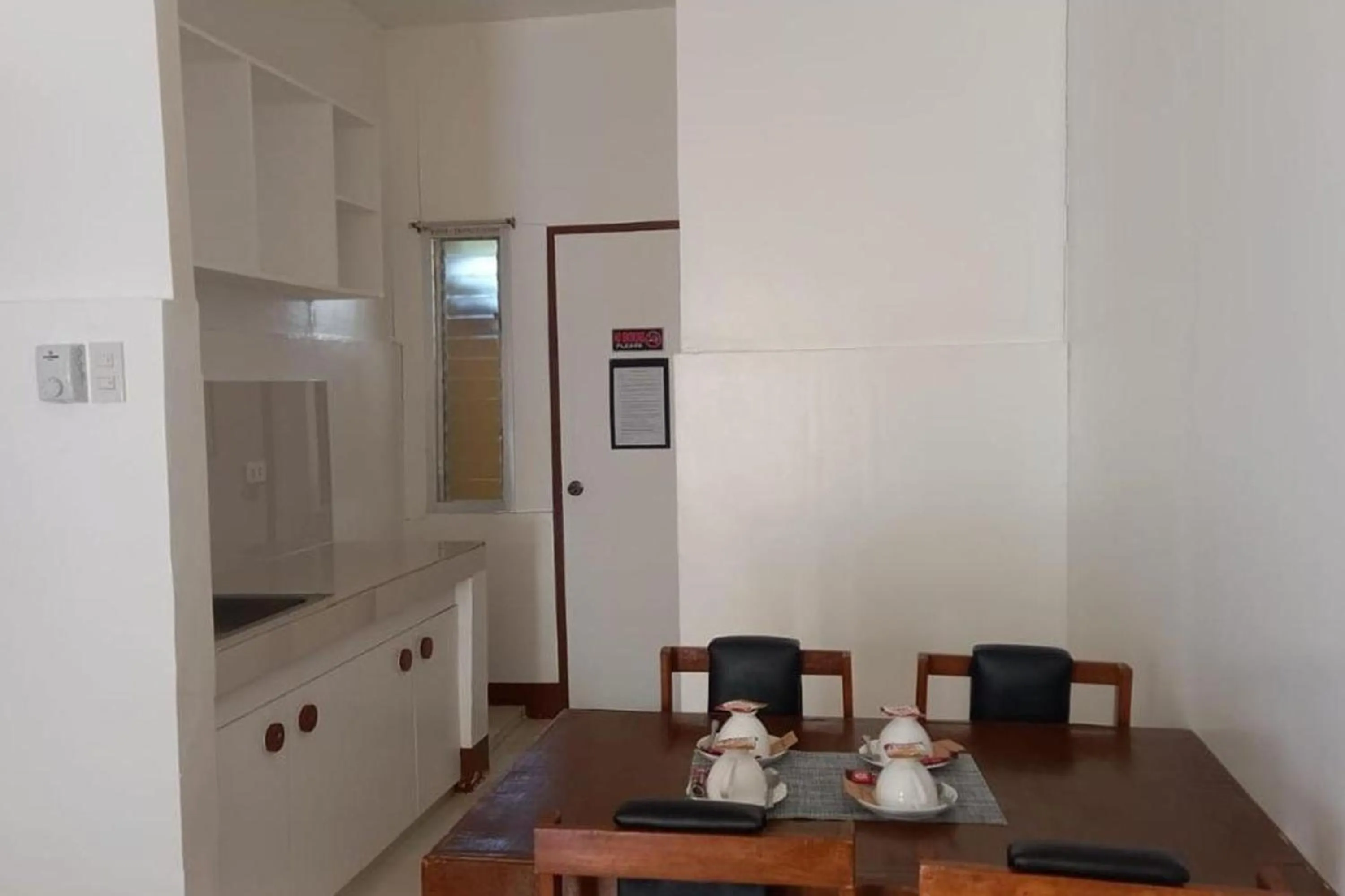 Kitchen or kitchenette in Palajuanders Inn Palawan