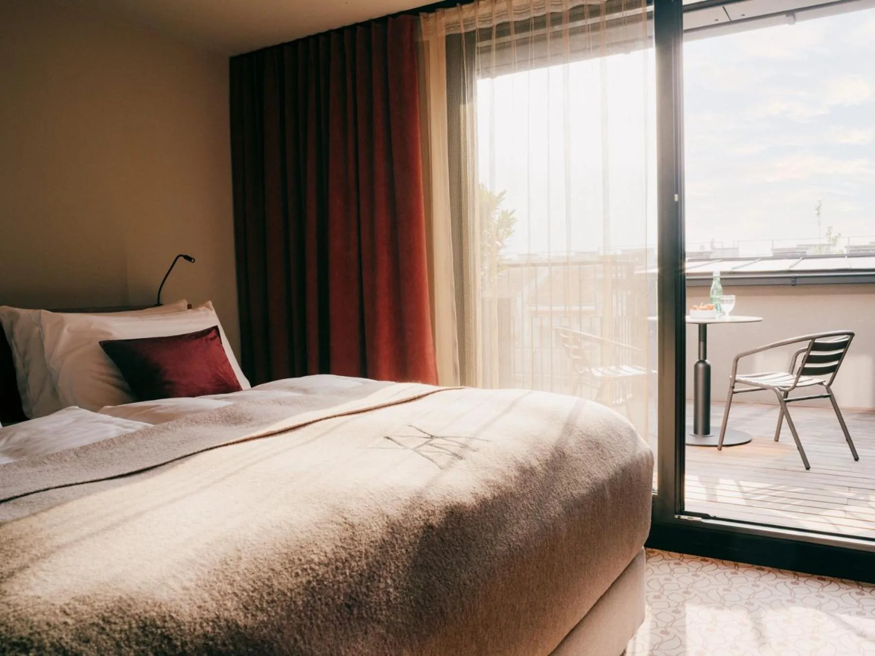 Bedroom, Bed in WELTWIEN Luxury Art Apartments & Free Parking