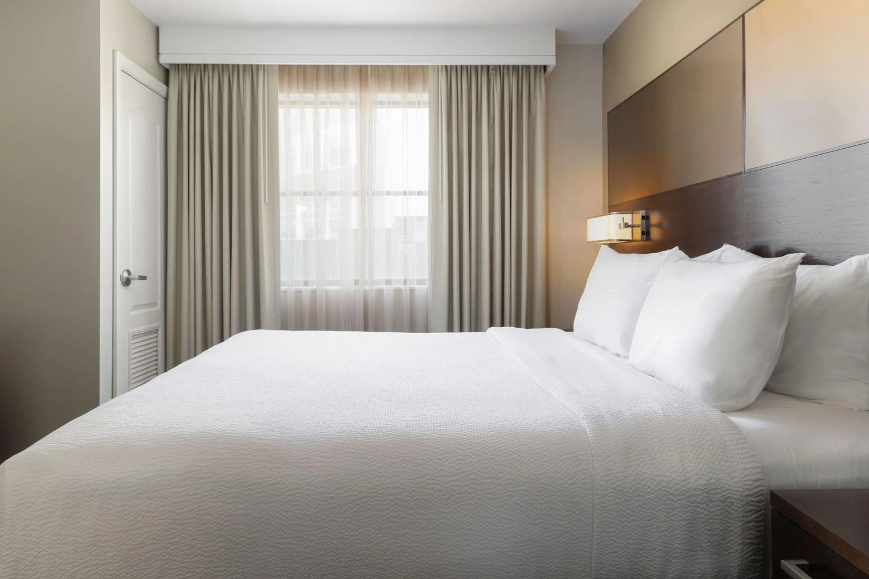 Bedroom, Bed in Residence Inn by Marriott Youngstown Warren/Niles