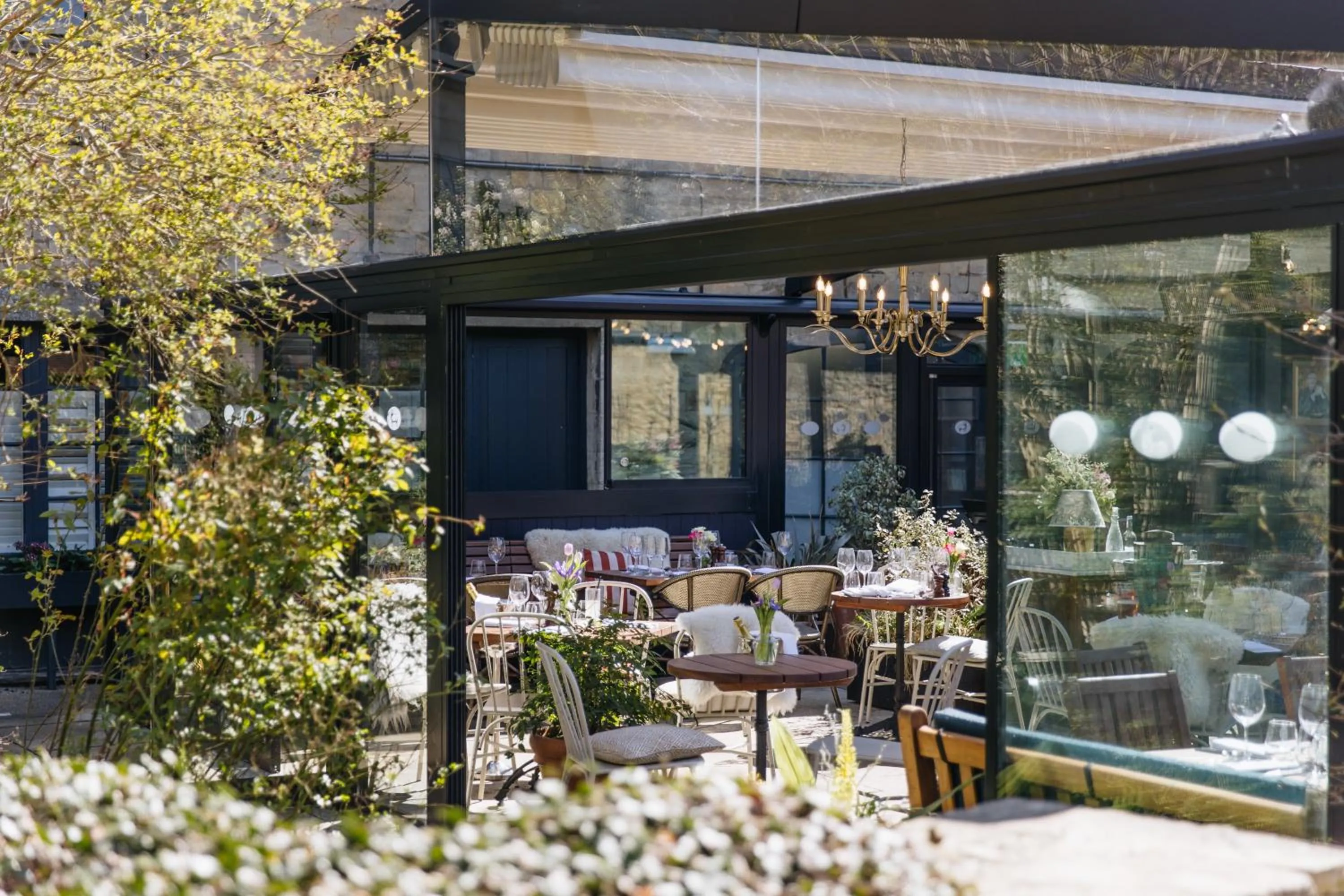 Restaurant/places to eat in The Wheatsheaf Inn