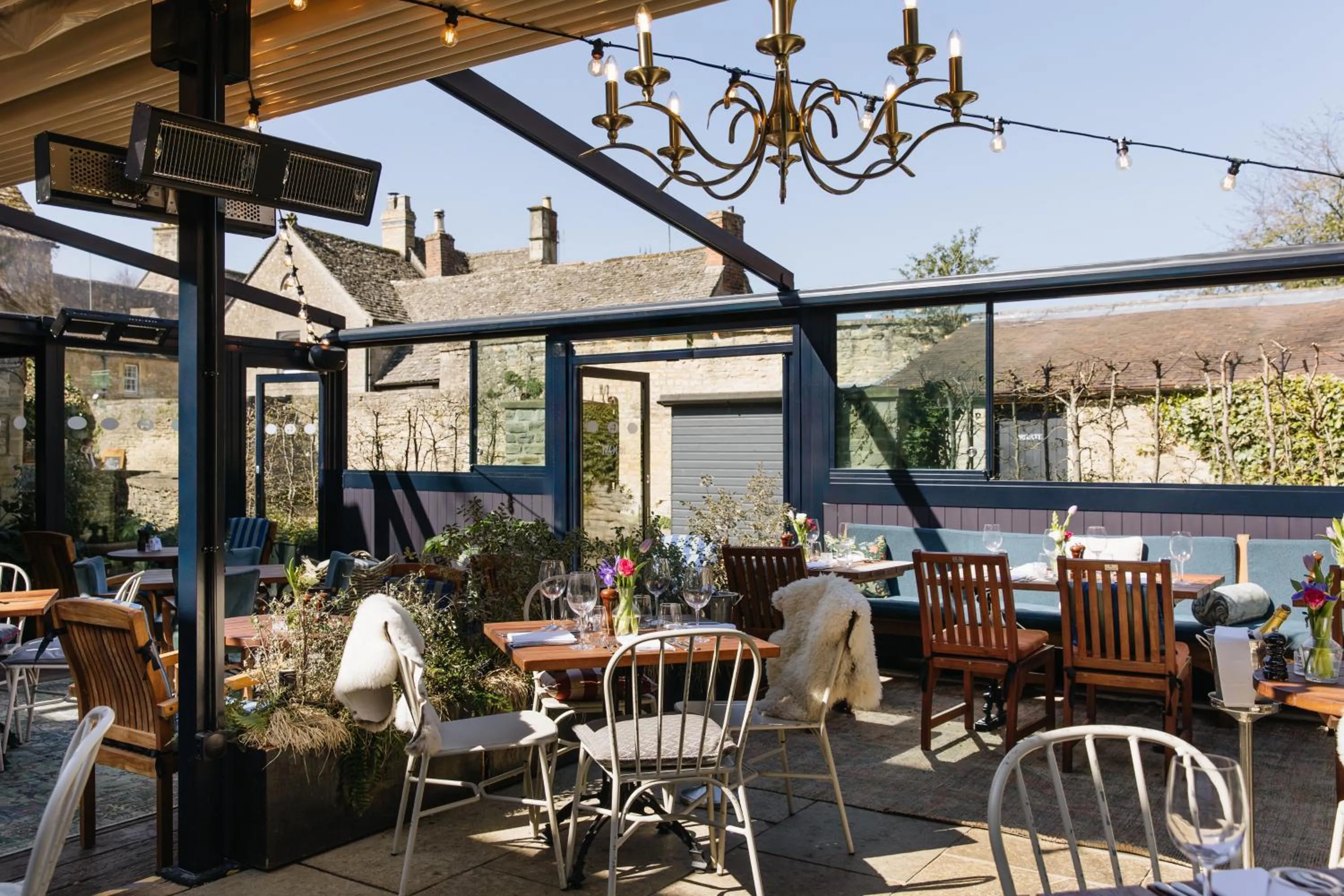 Restaurant/places to eat in The Wheatsheaf Inn