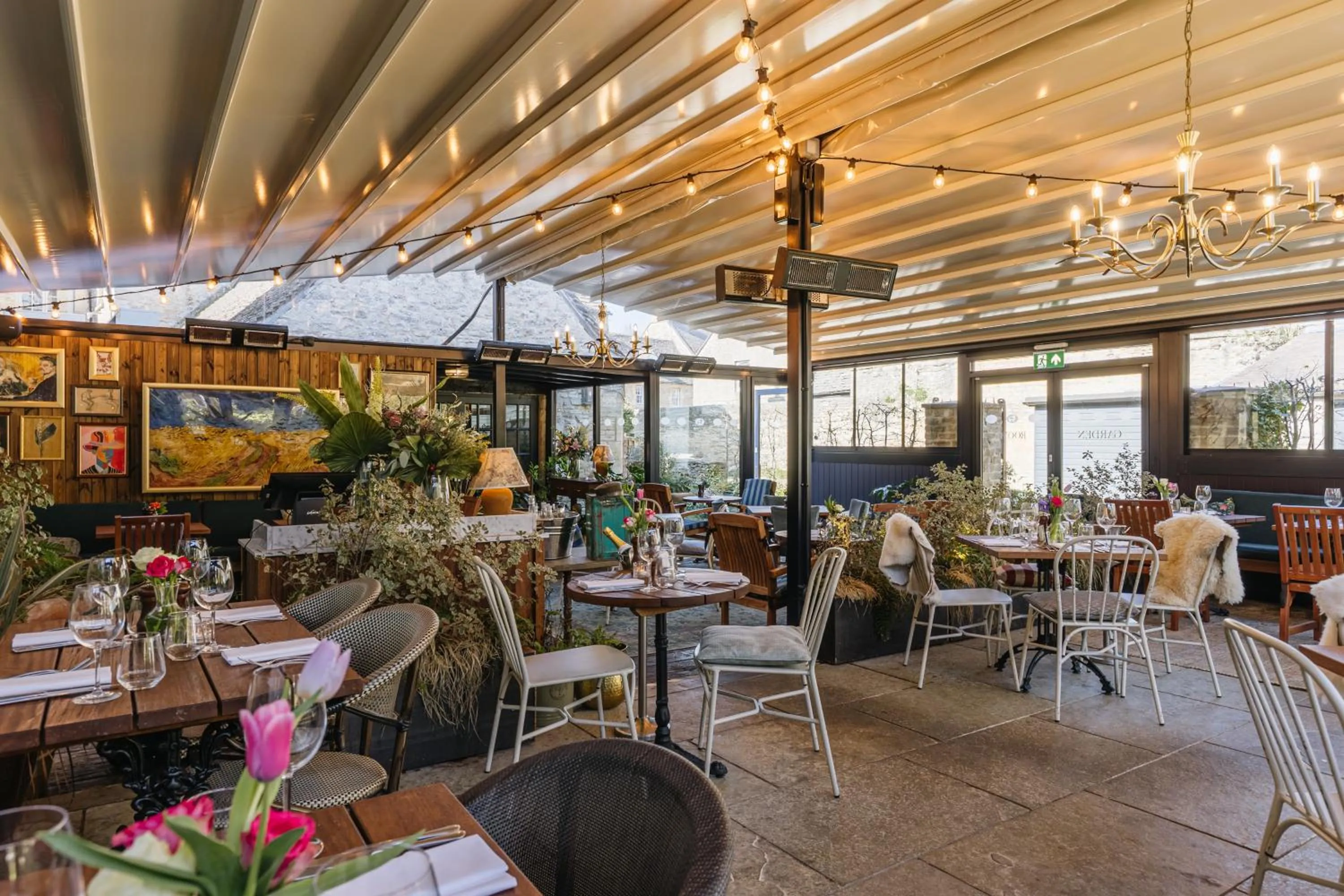 Restaurant/places to eat in The Wheatsheaf Inn