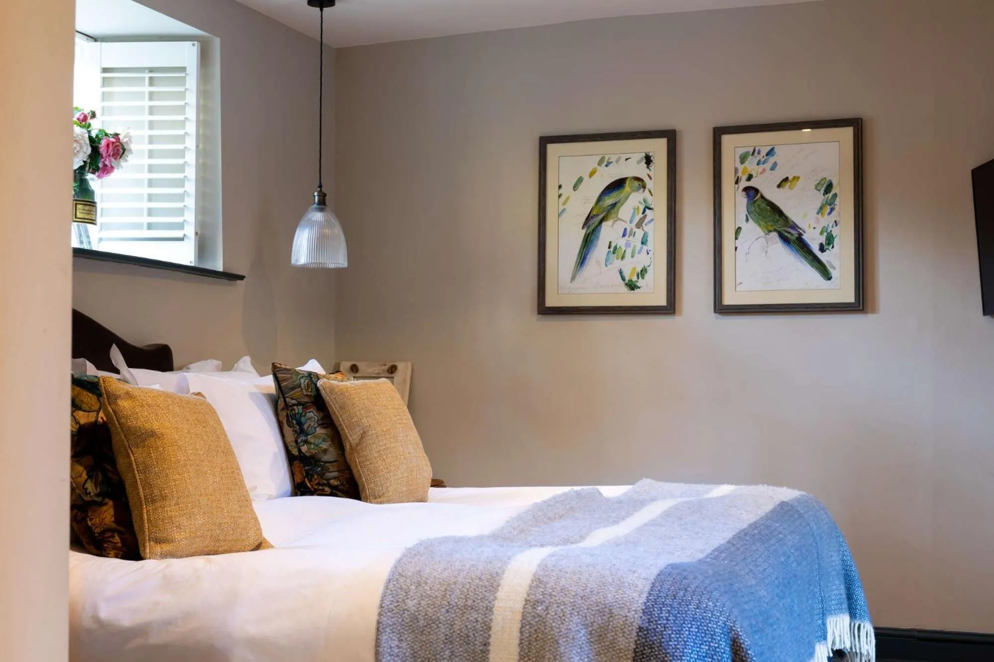 Bed in The Wheatsheaf Inn