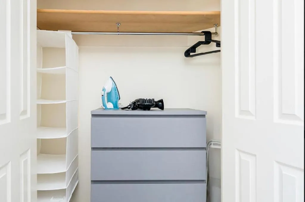 Bedroom in Bayview Apartments