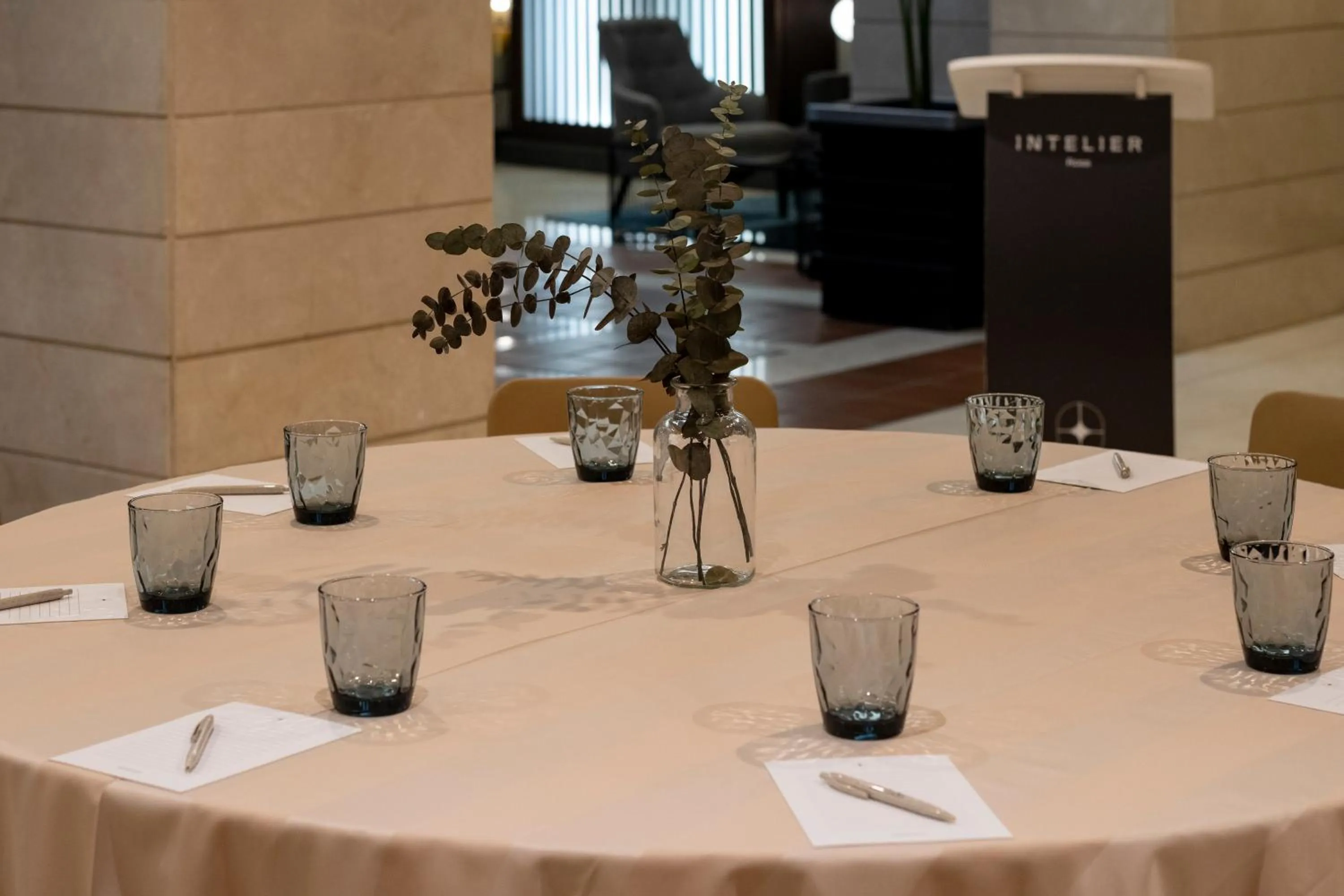 Restaurant/places to eat in Intelier Rosa