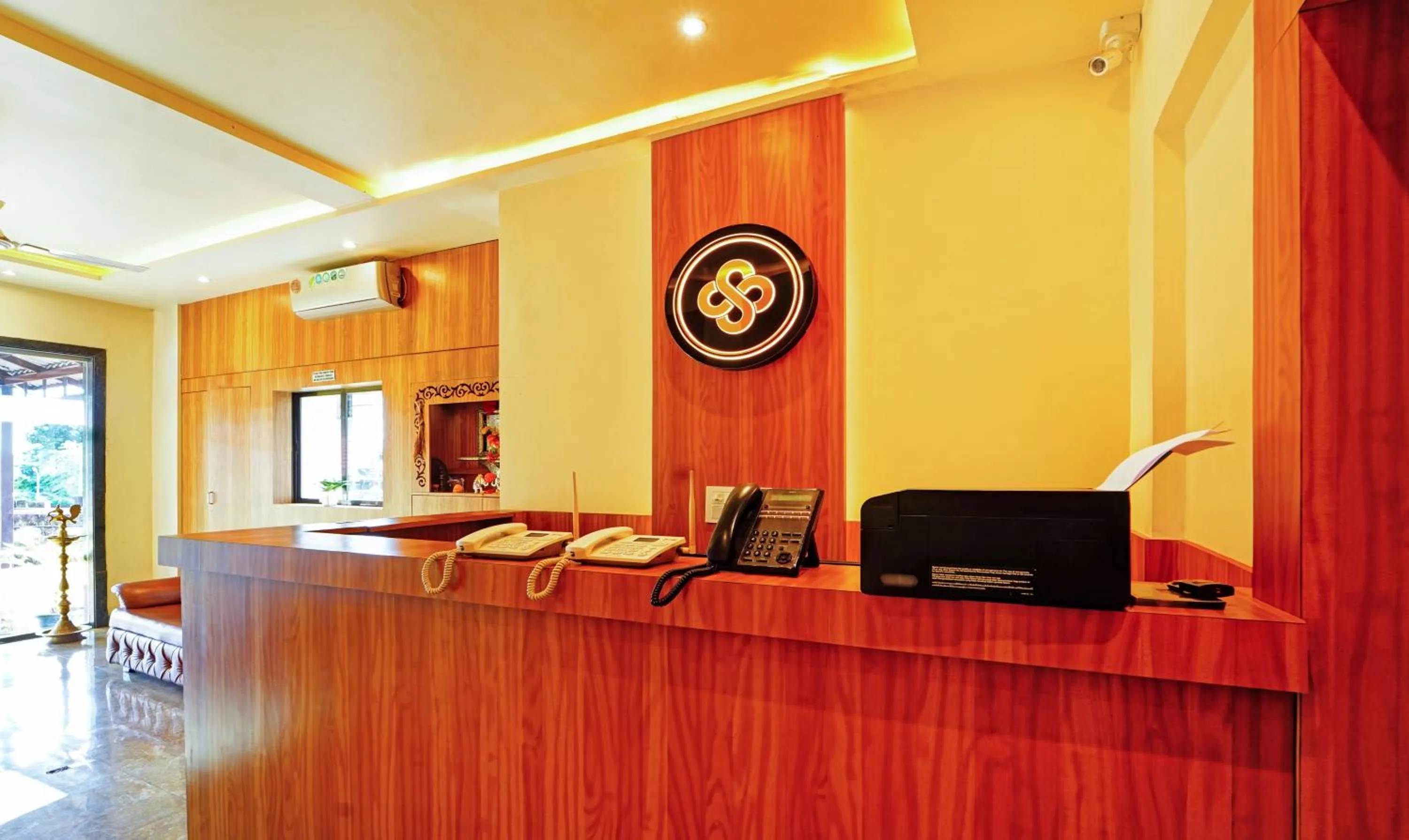 Lobby or reception in Treebo SS Residency With Mountain View