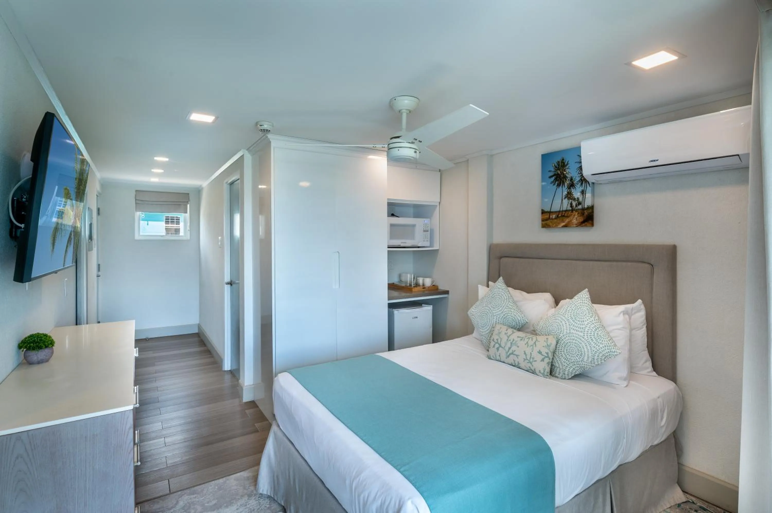 Bed in Blue Haven Holiday Apartments