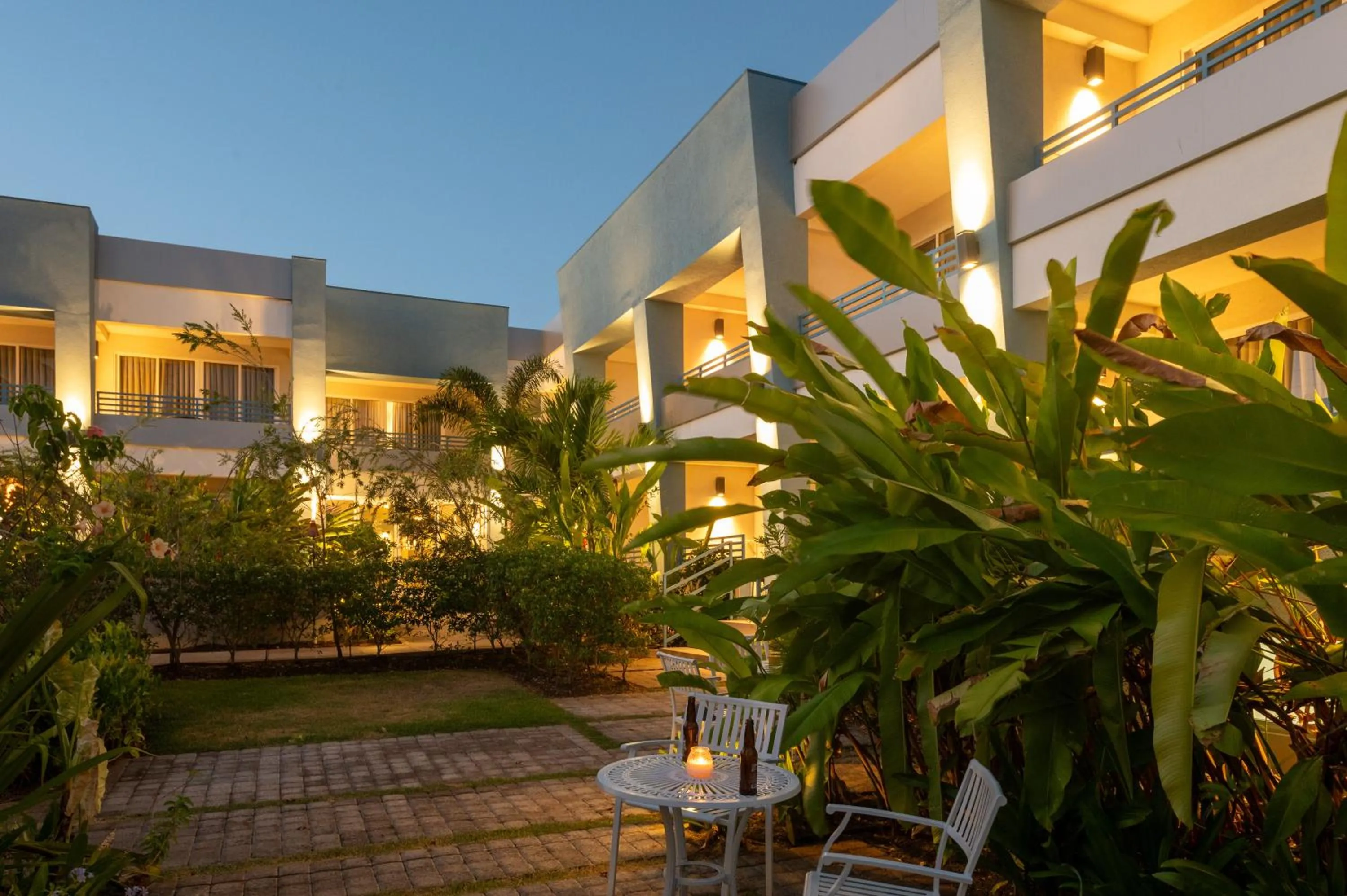 Inner courtyard view in Blue Haven Holiday Apartments