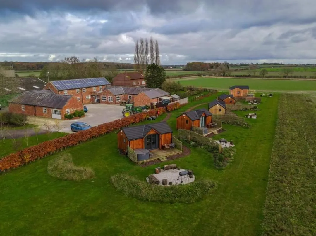 Property building in Wold Escapes, Highfield Farm