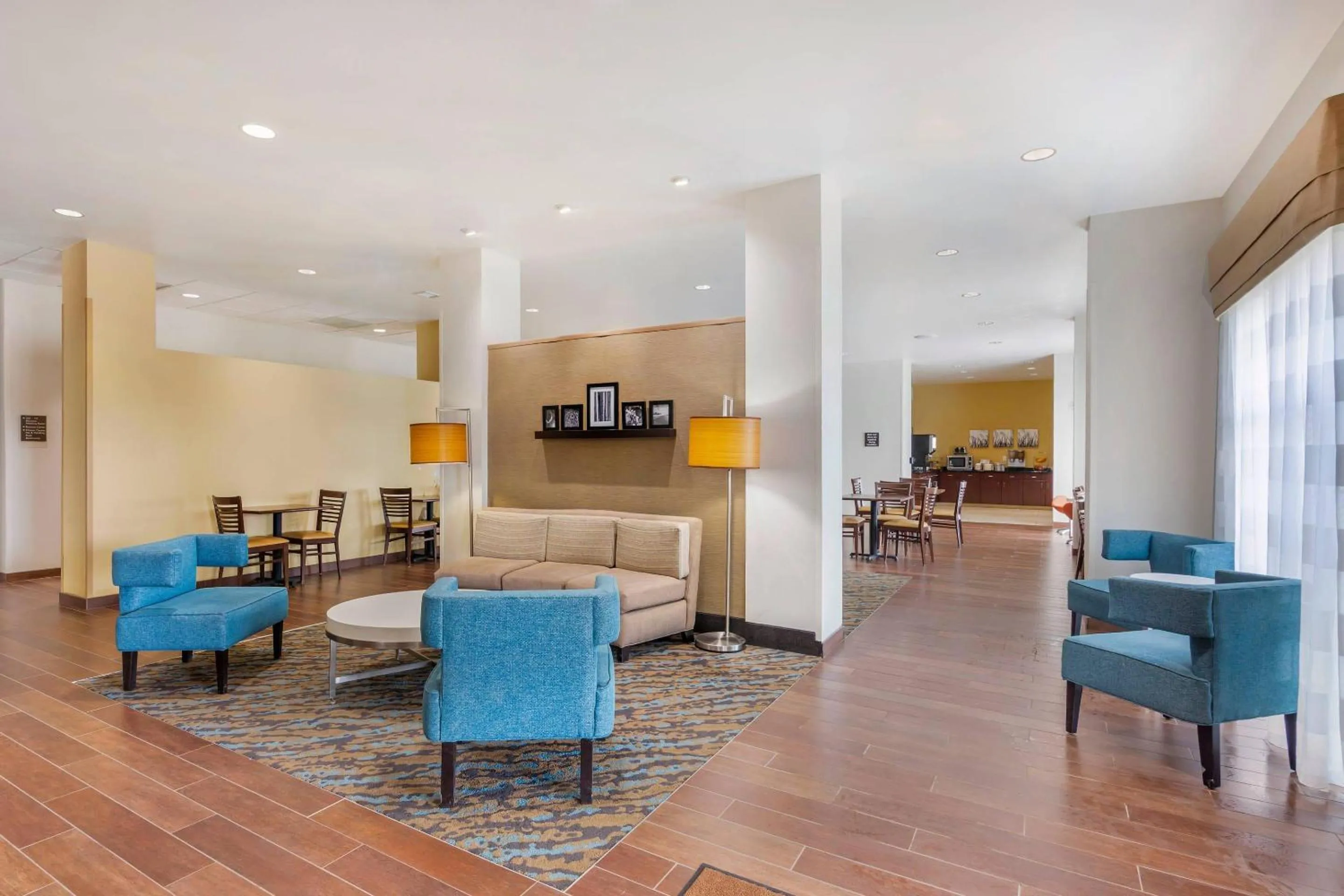 Lobby or reception in Sleep Inn & Suites Devils Lake