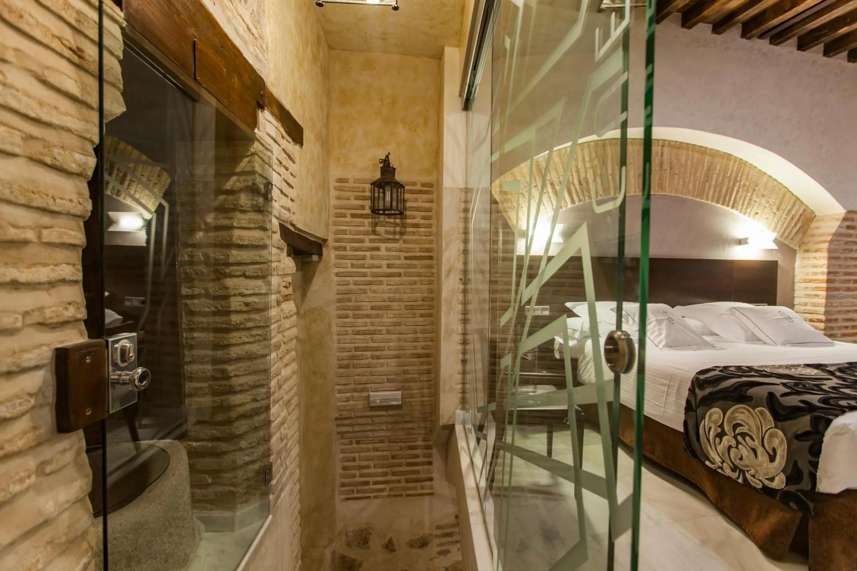 Bedroom, Bed in Pintor El Greco