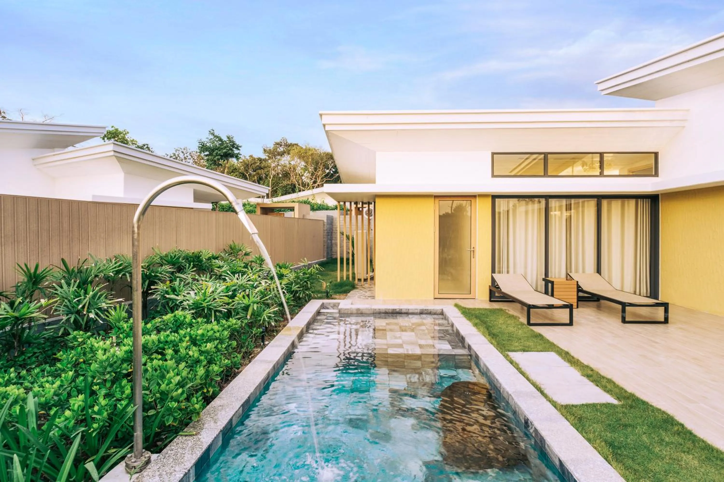 Pool view in Minera Hot Springs Binh Chau