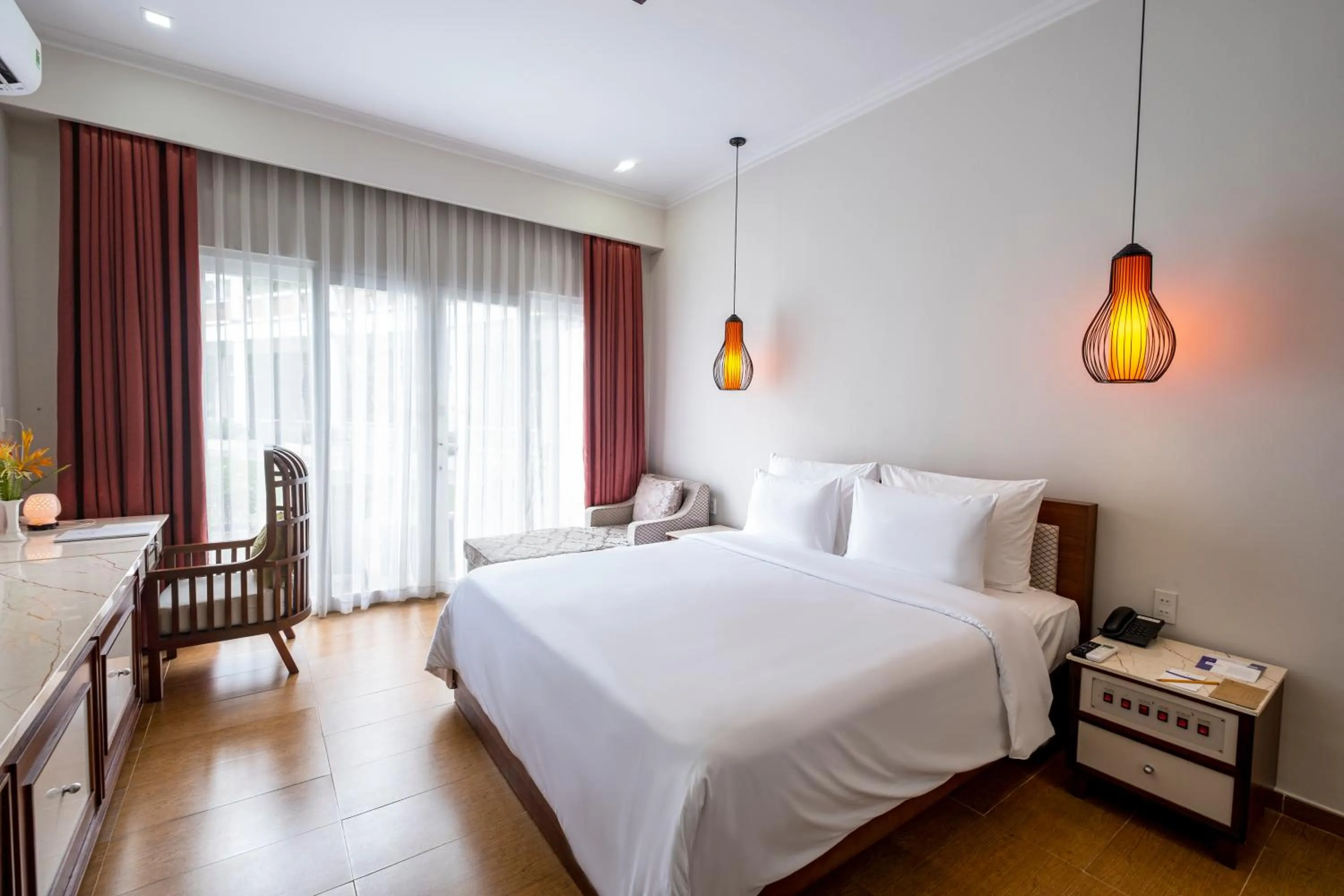 Bedroom, Bed in Minera Hot Springs Binh Chau