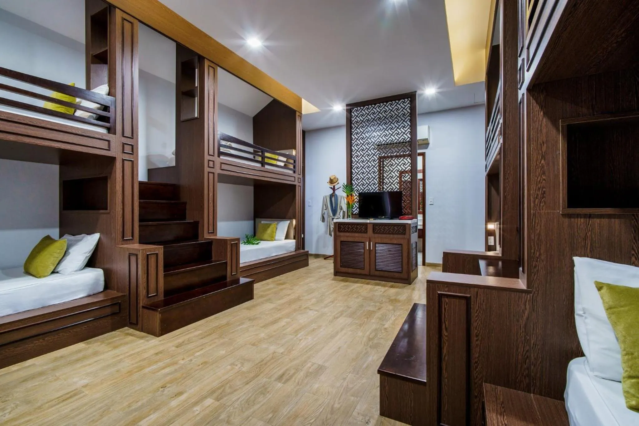 Bed in Minera Hot Springs Binh Chau