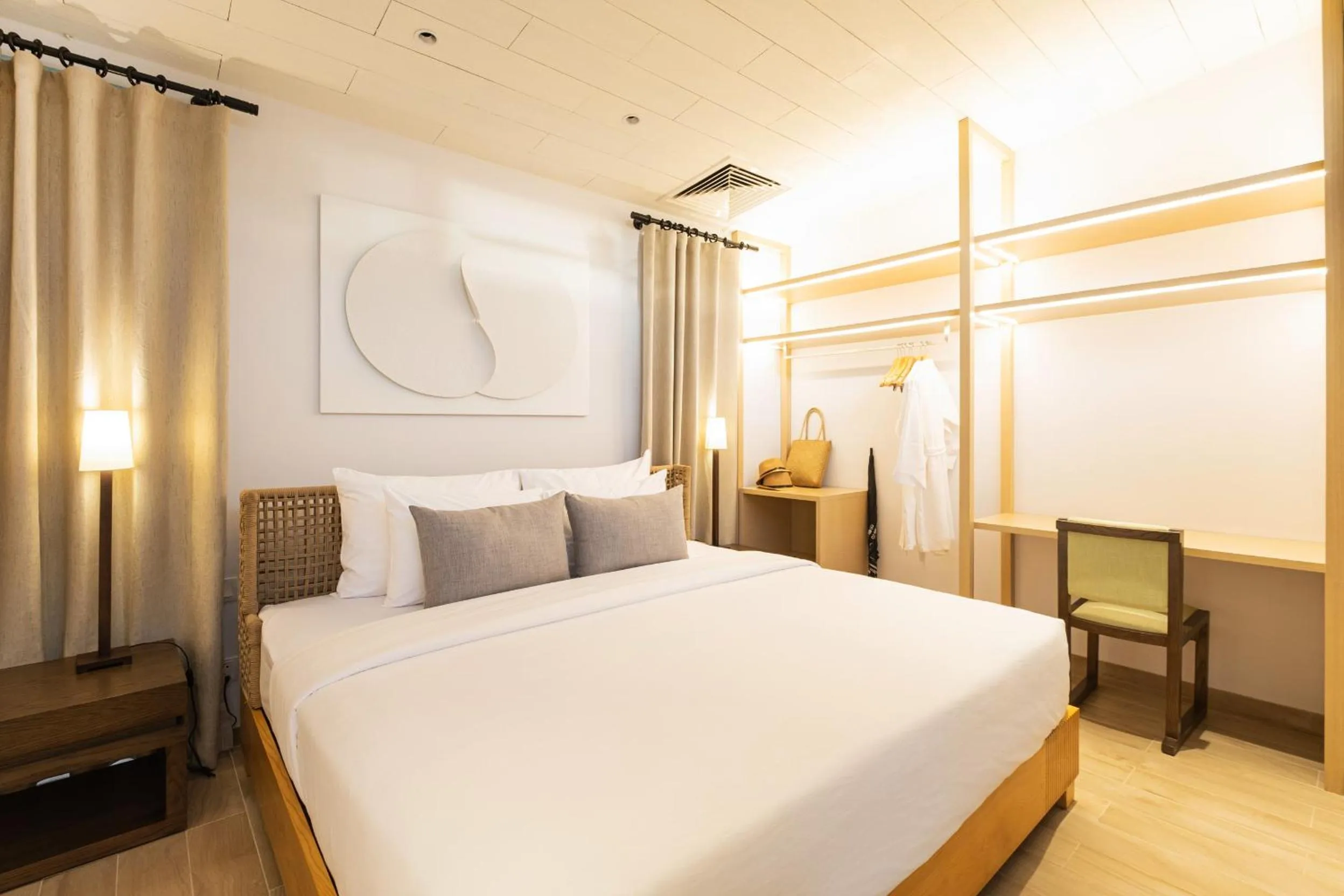 Bed in Minera Hot Springs Binh Chau