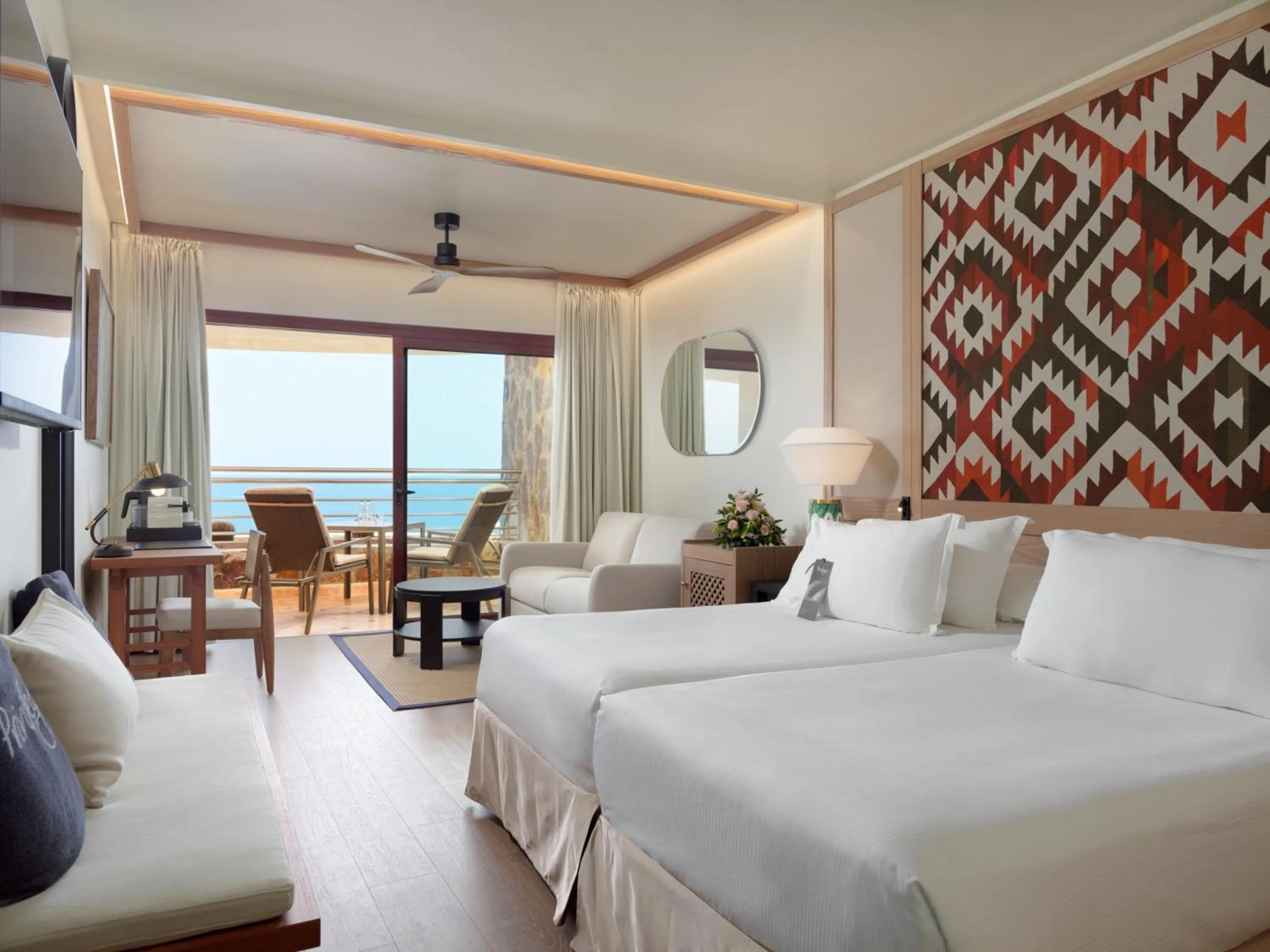 Bed in H10 Playa Meloneras Horizons Collection