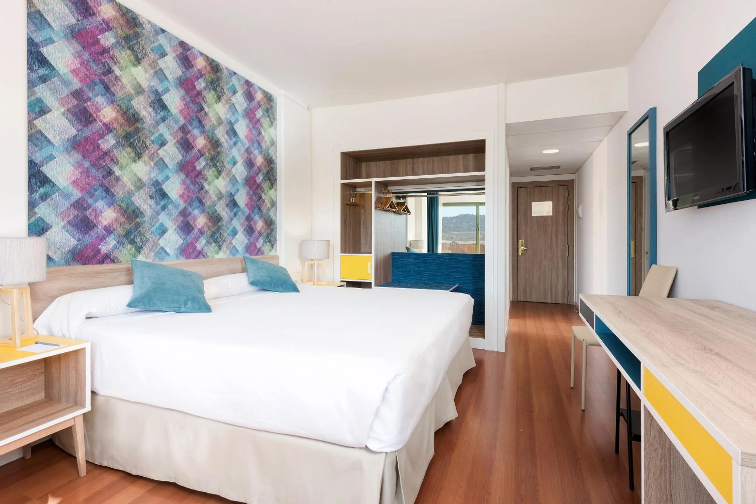 Photo of the whole room, Bed in Hotel Guadalajara & Conference Center Affiliated by Meliá