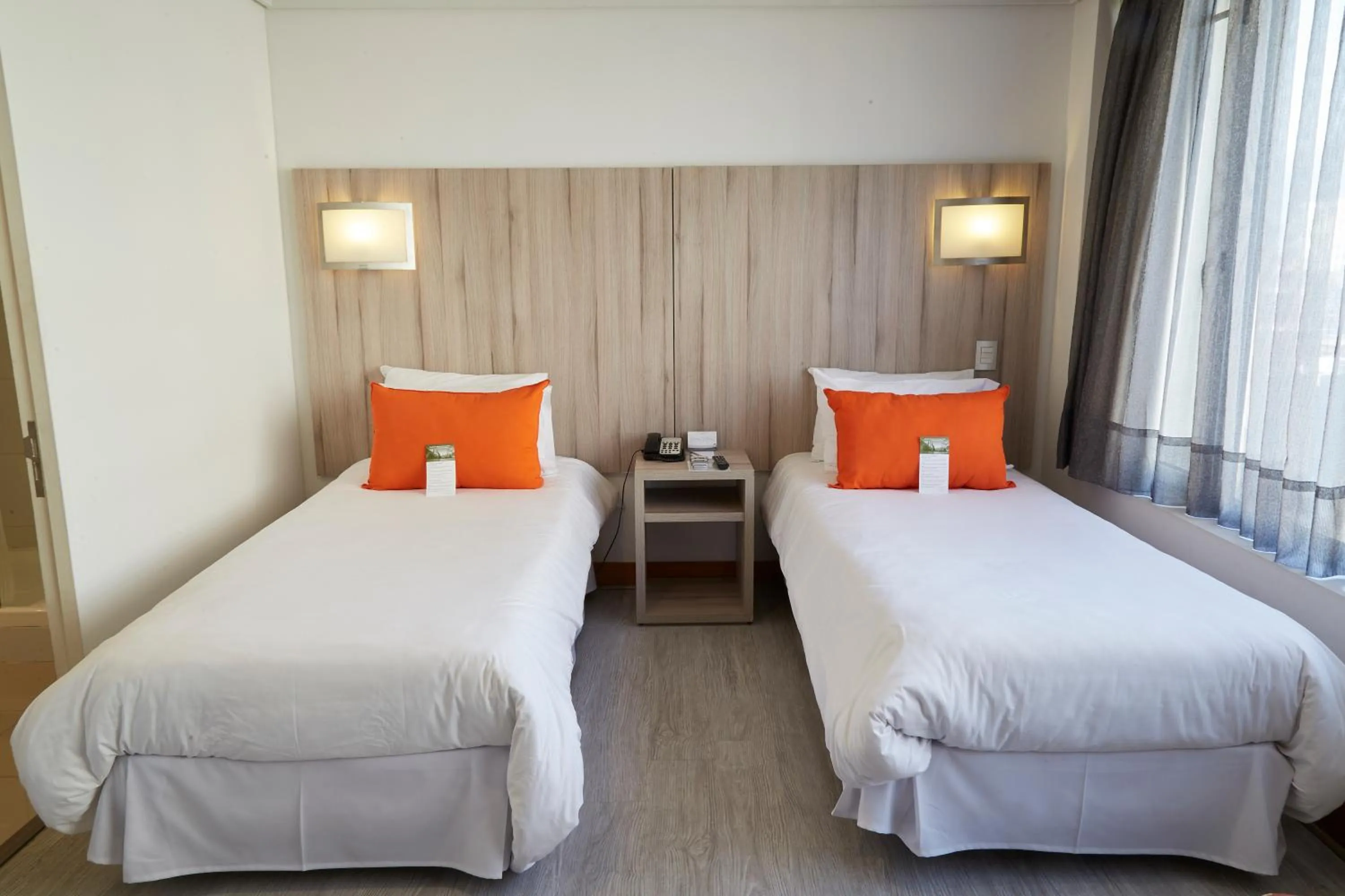 Bed in Hotel Terrado Lyon