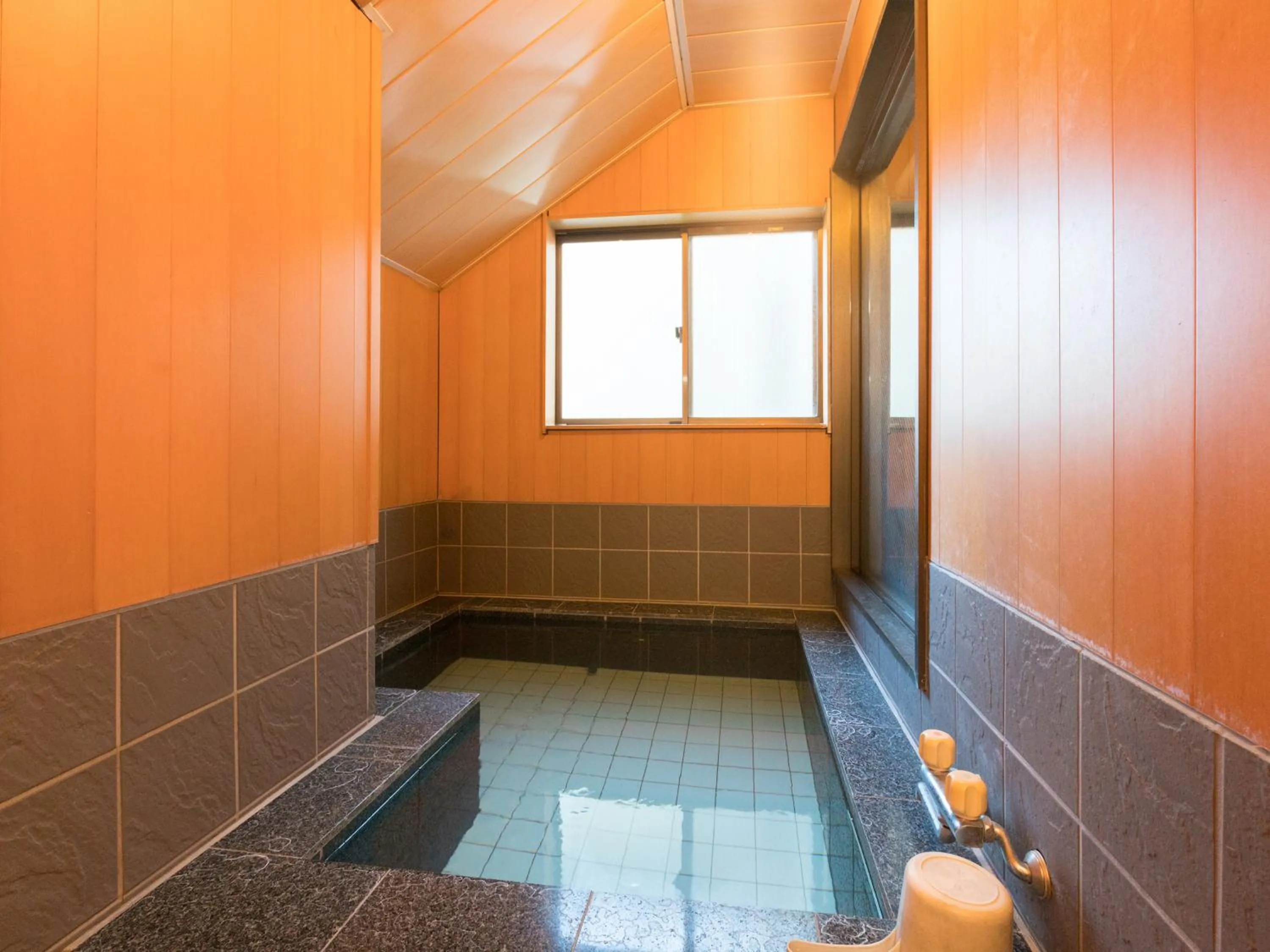 Public Bath in SUIHOUEN