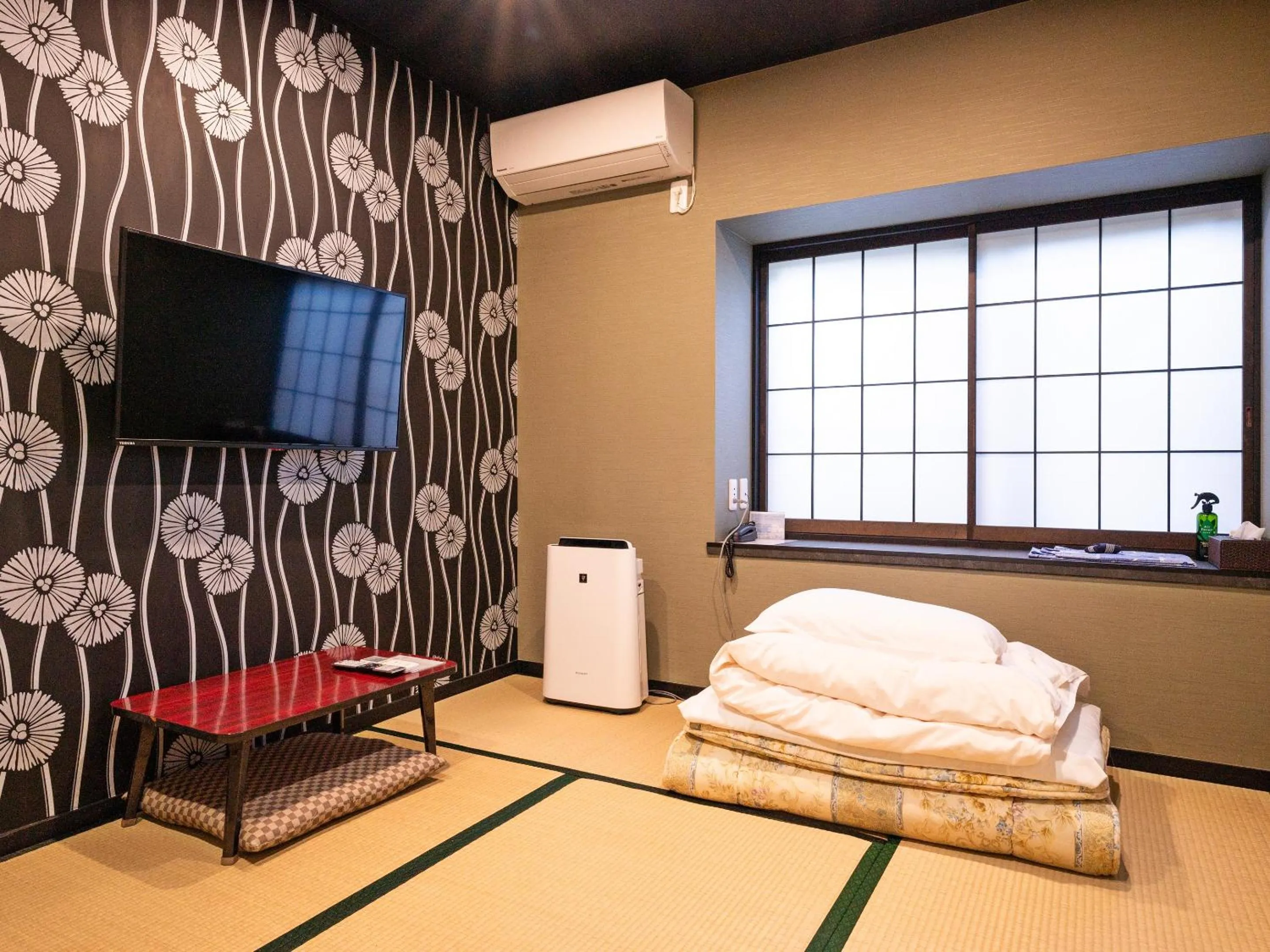 Photo of the whole room in SUIHOUEN