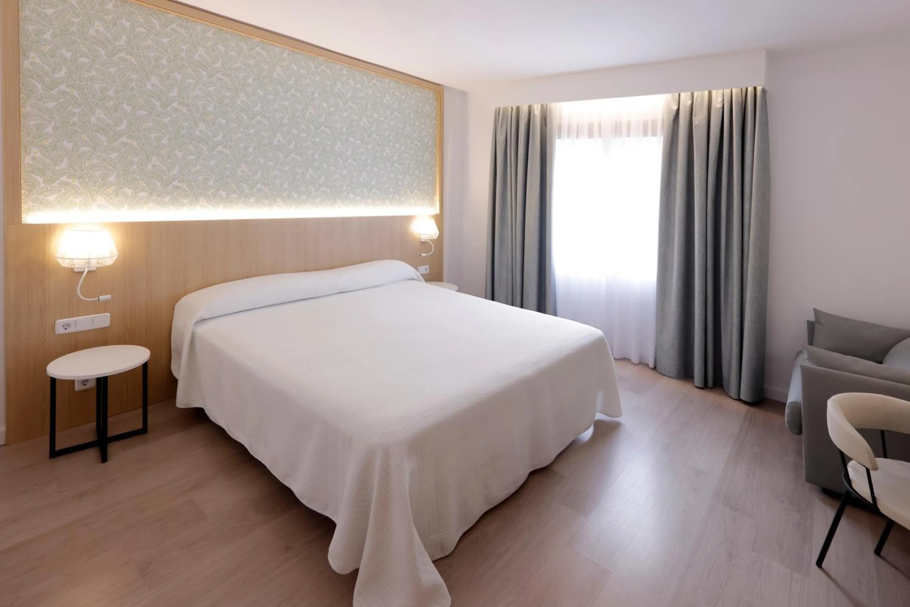 Bedroom, Bed in Sercotel Carlos III