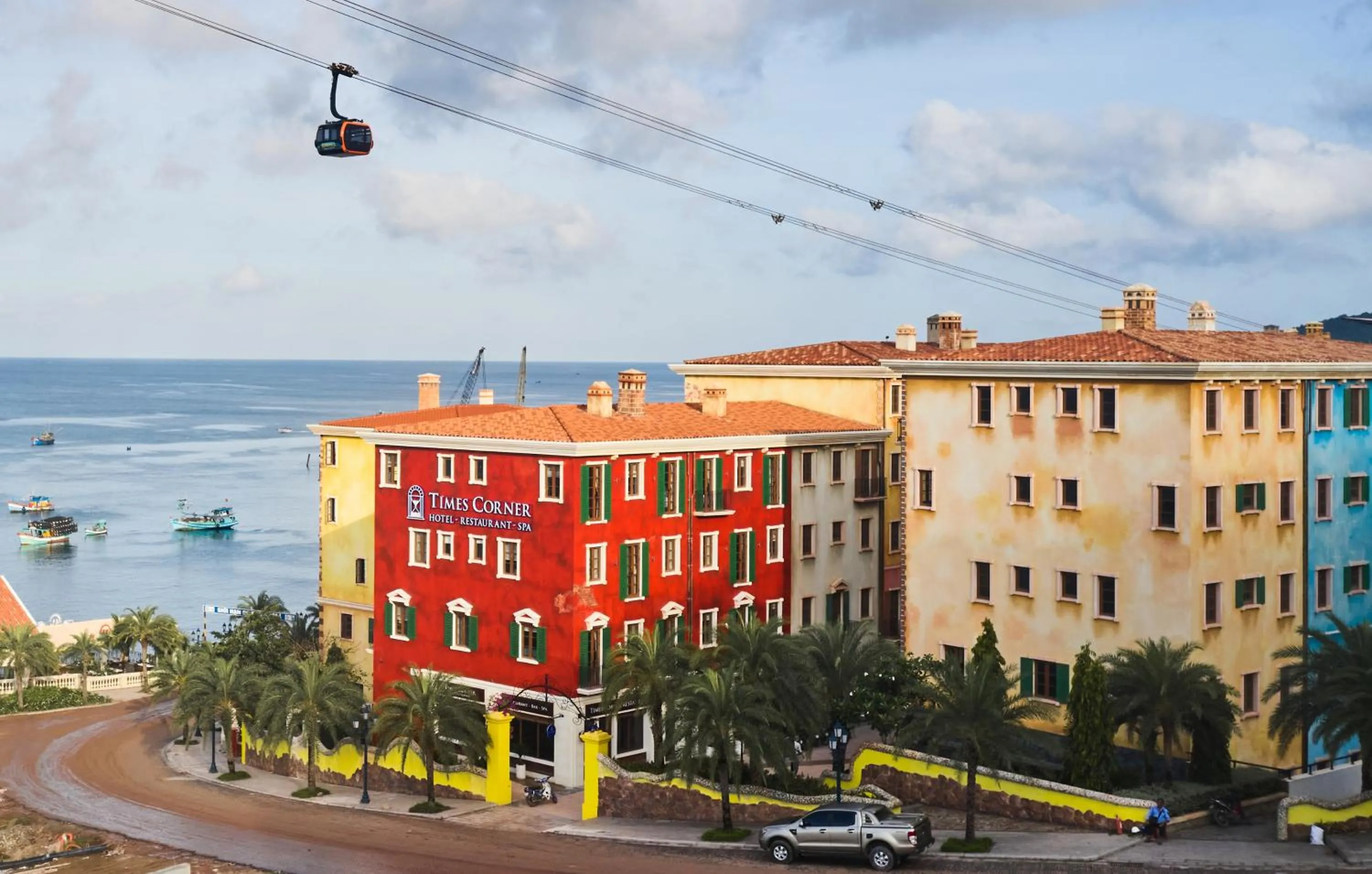 Property building in Times Corner Sorrento Hotel - Complimentary Sunset Town Tour 4pm to 5pm everyday