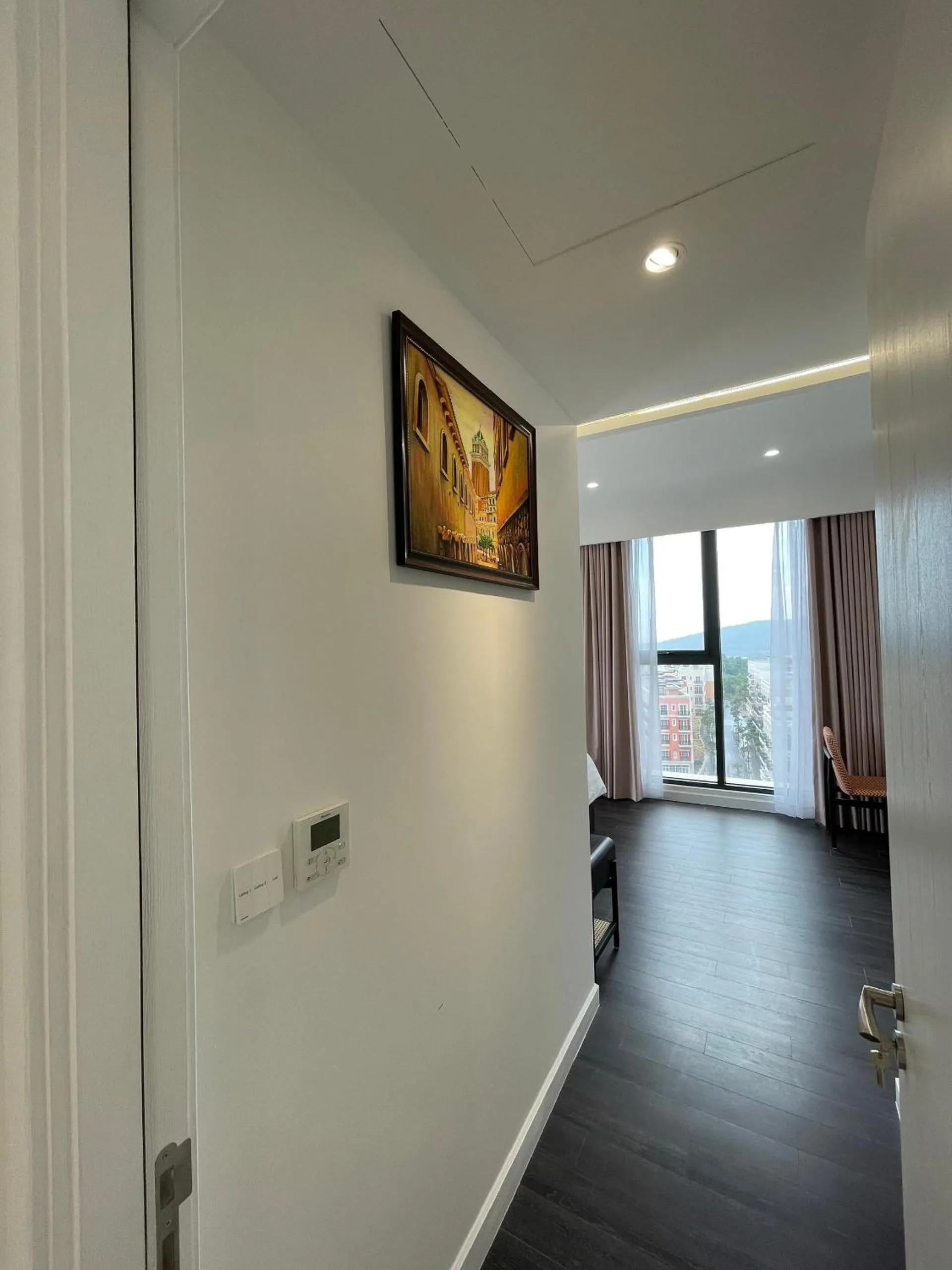 Bedroom in Times Corner Sorrento Hotel - Complimentary Sunset Town Tour 4pm to 5pm everyday