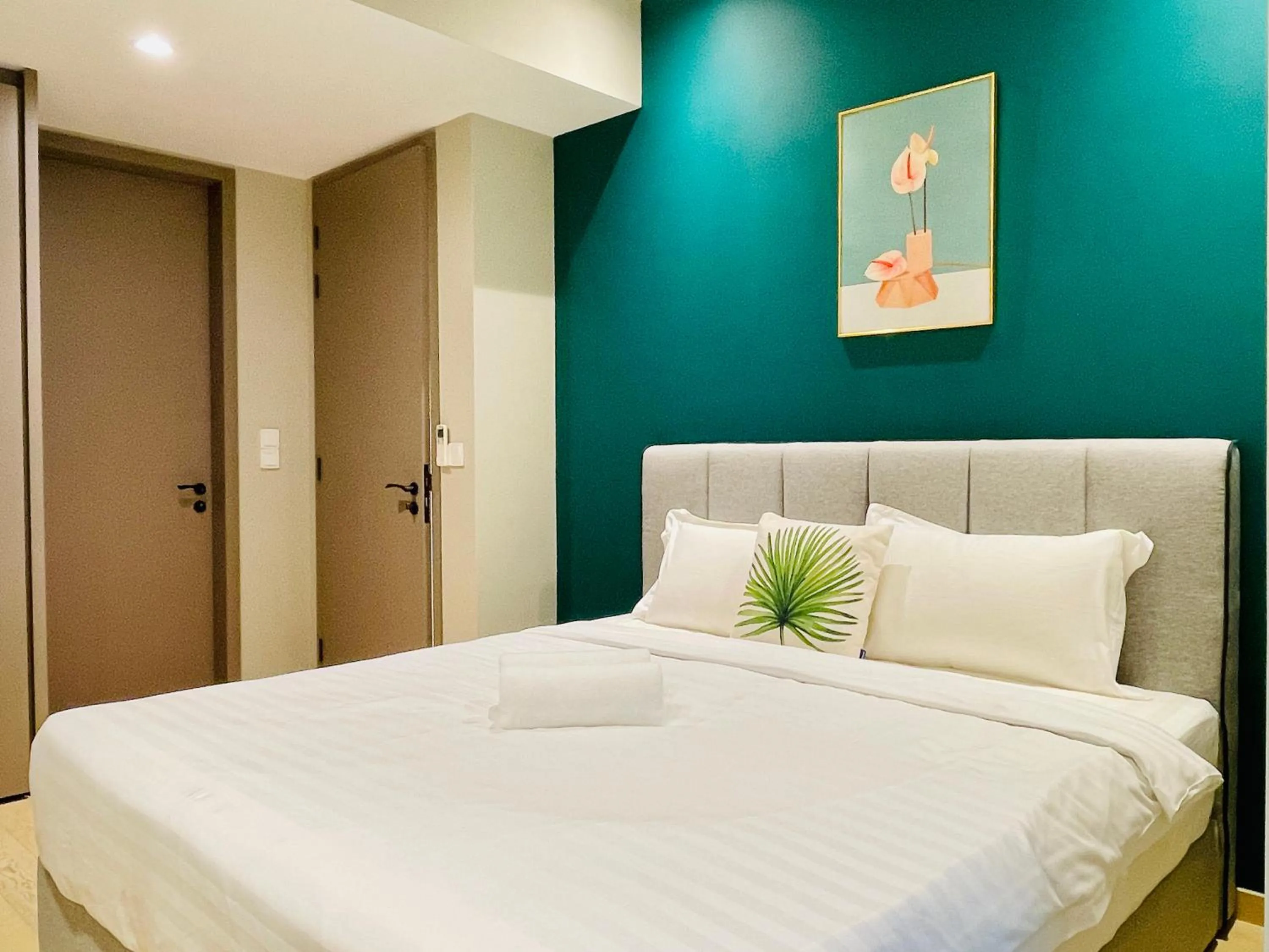 Bedroom, Bed in Eaton residences KLCC m@h