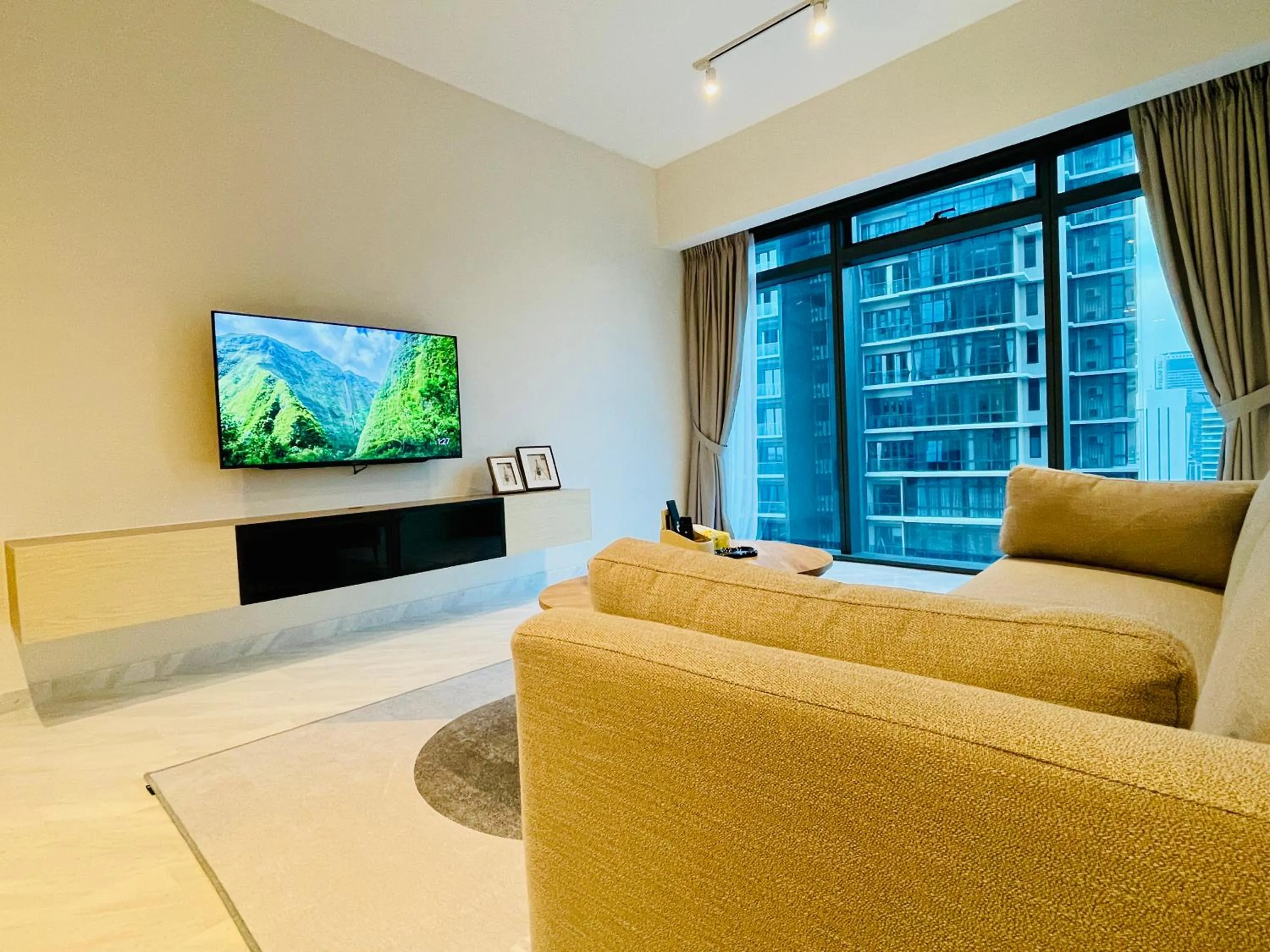Communal lounge/ TV room in Eaton residences KLCC m@h