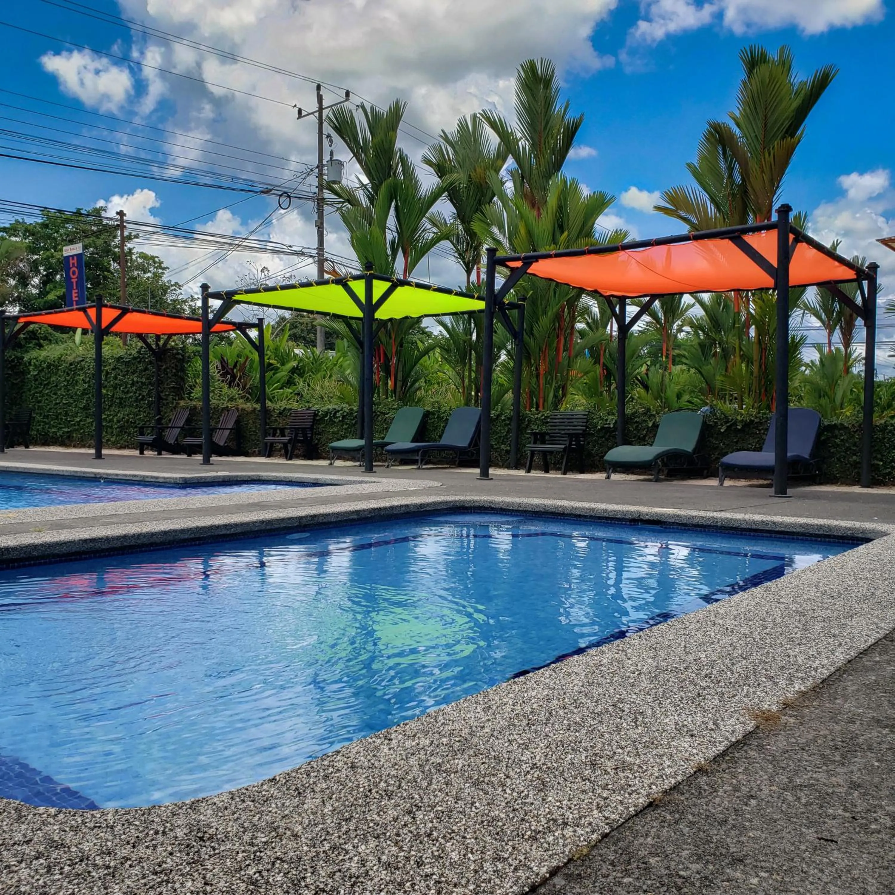 Swimming pool in San Bosco Inn