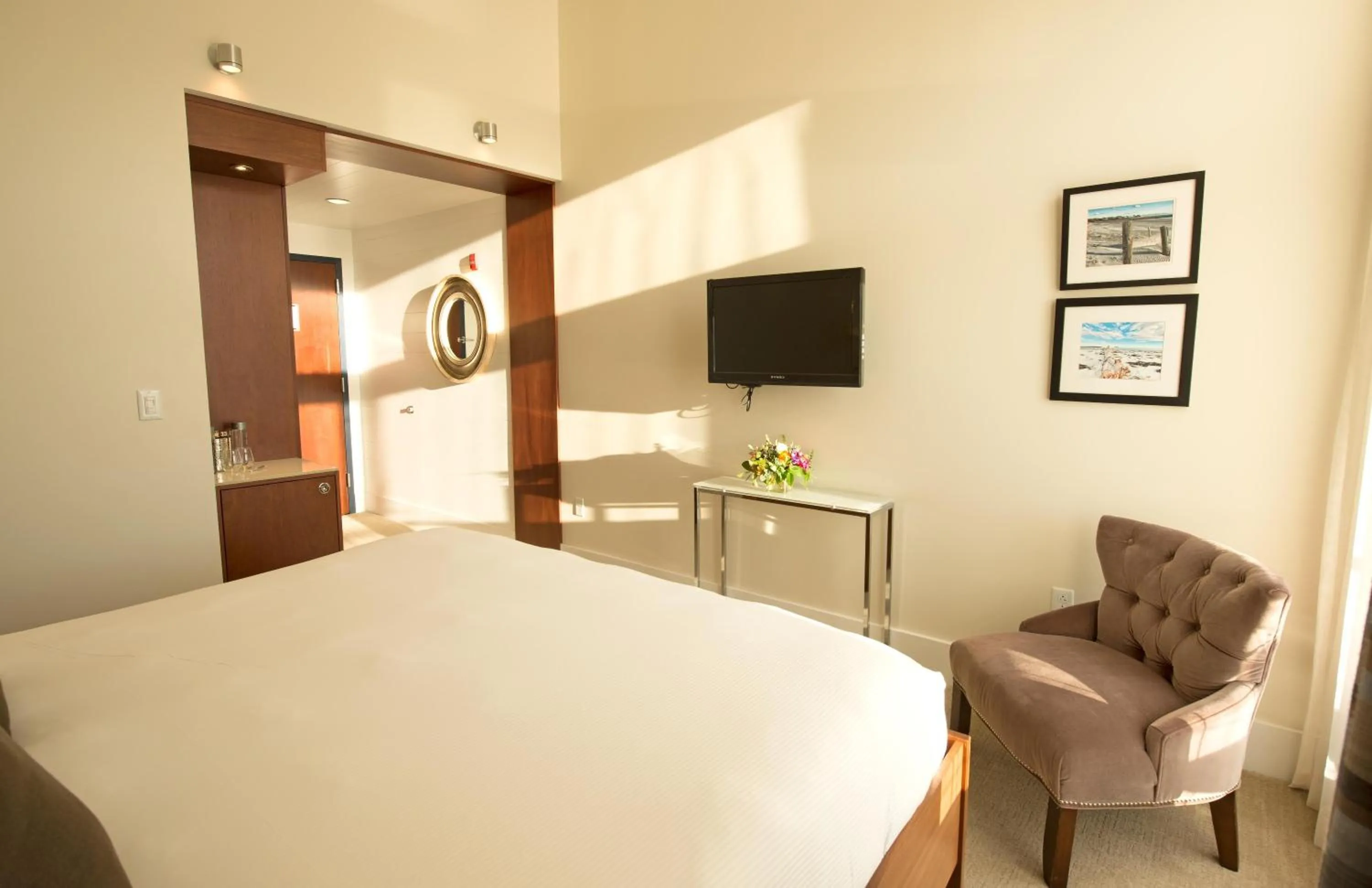 Bedroom, Bed in The Boathouse