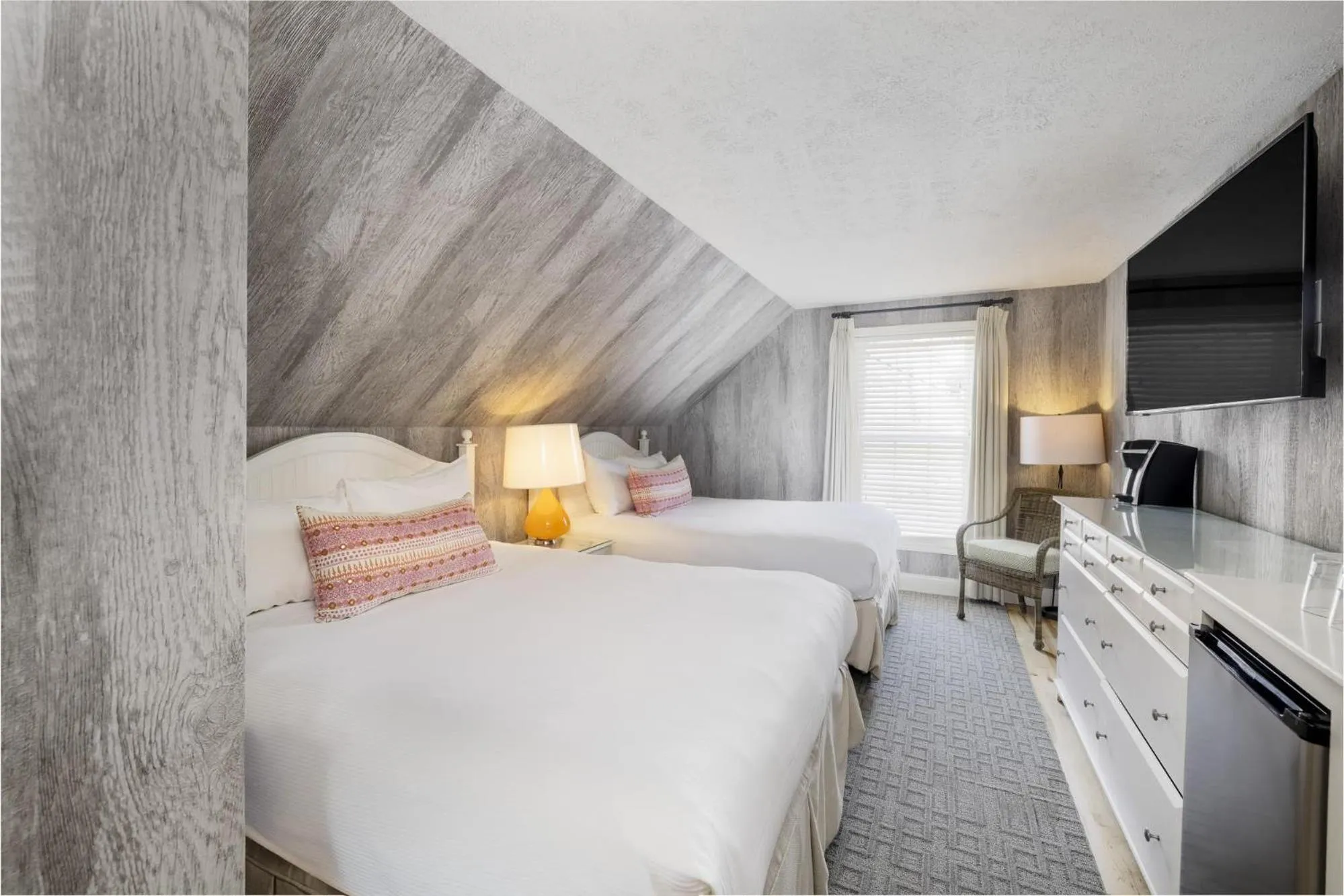 Bedroom, Bed in The Boathouse