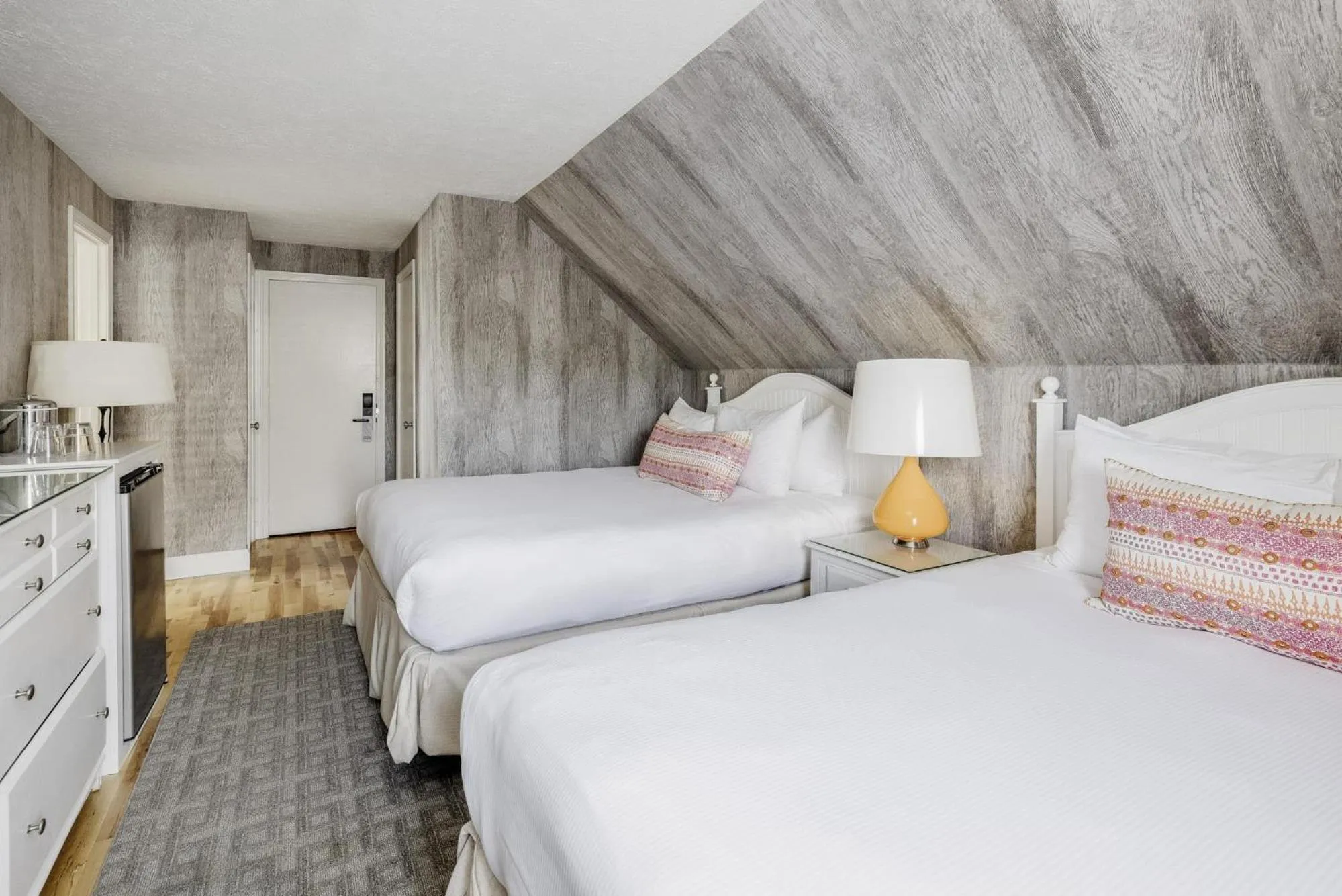 Bedroom, Bed in The Boathouse