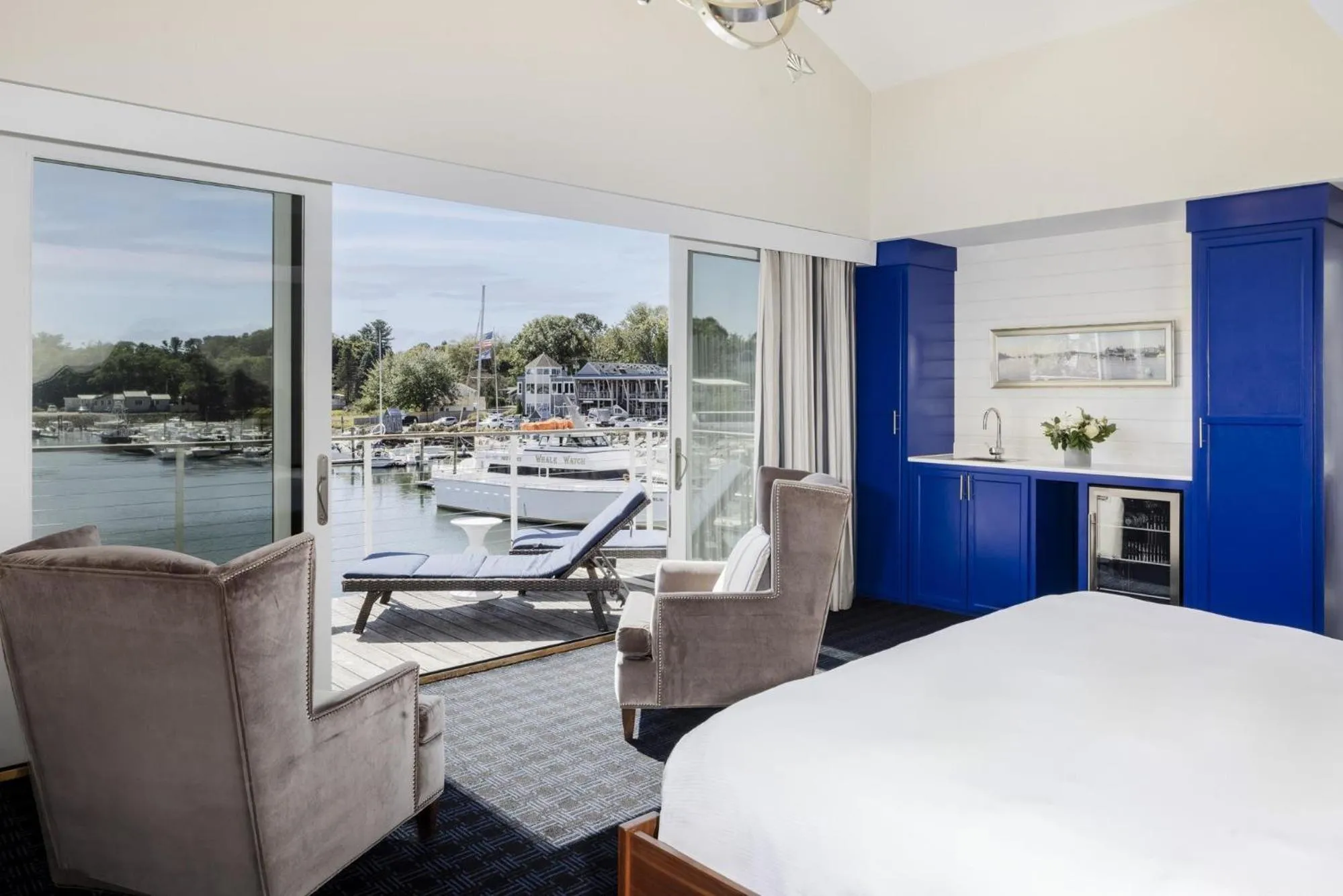 Photo of the whole room in The Boathouse